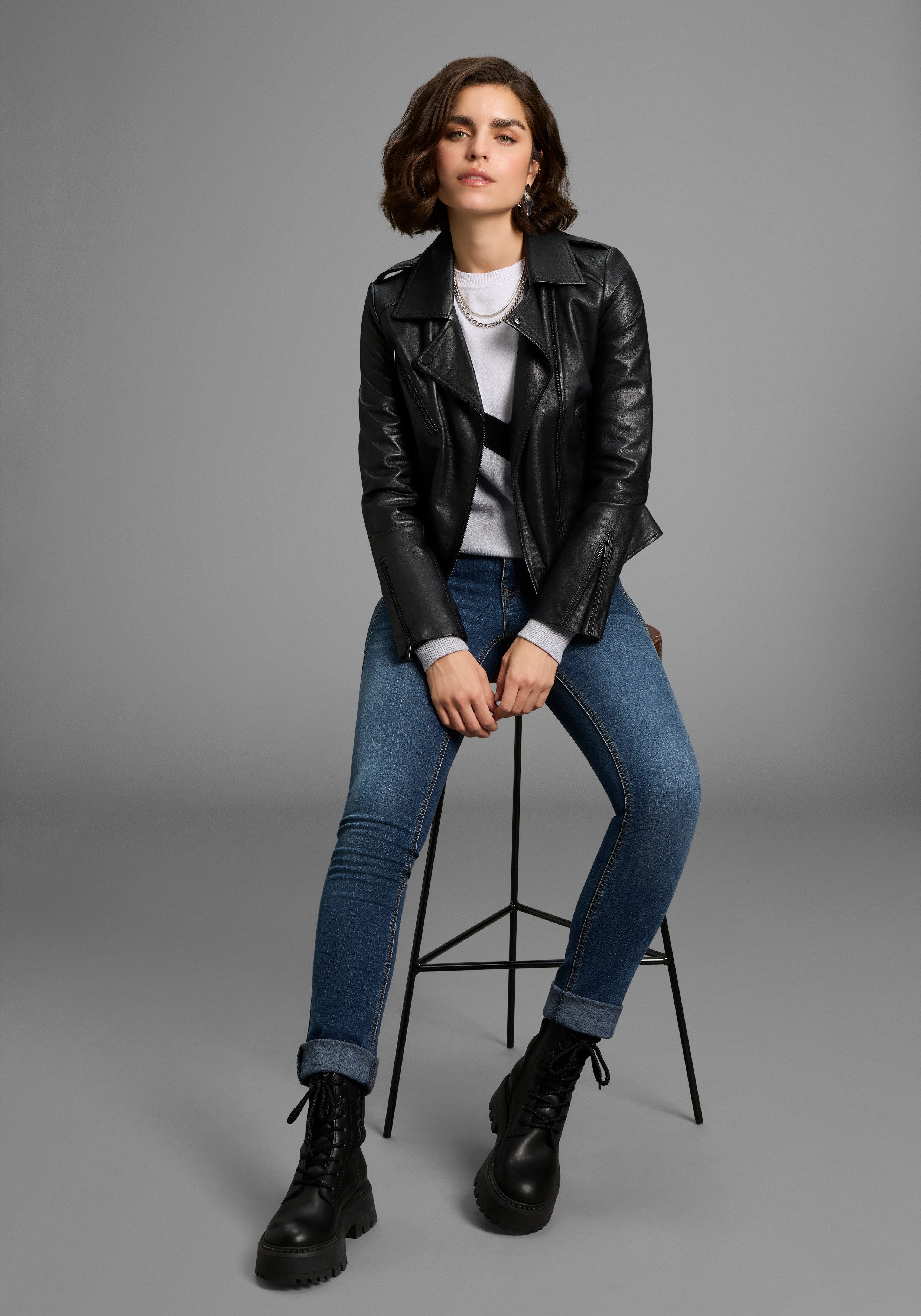 Laura Scott Trui met ronde hals
