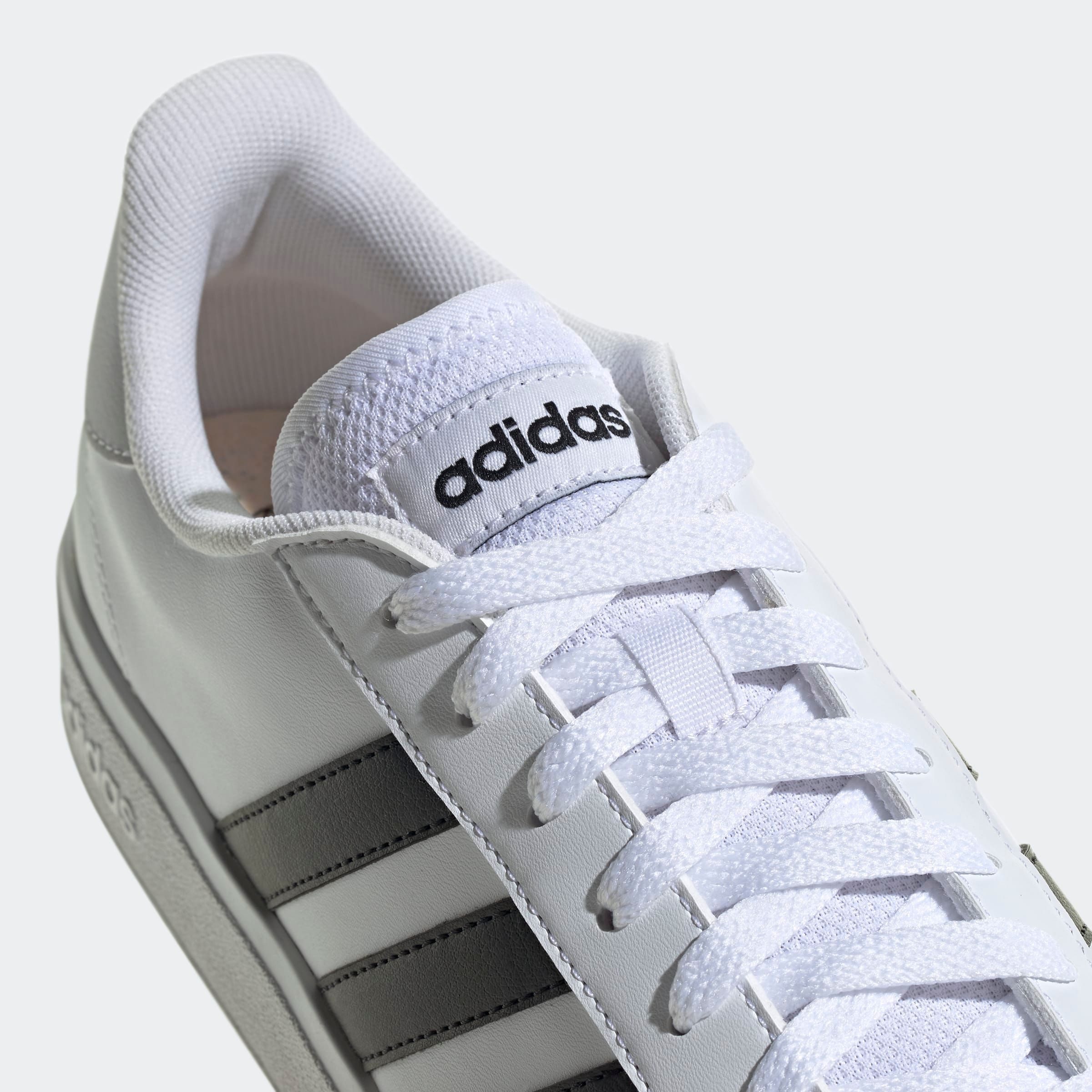 adidas Sportswear Sneakers GRAND COURT TD LIFESTYLE COURT CASUAL Design geïnspireerd op de adidas Superstar