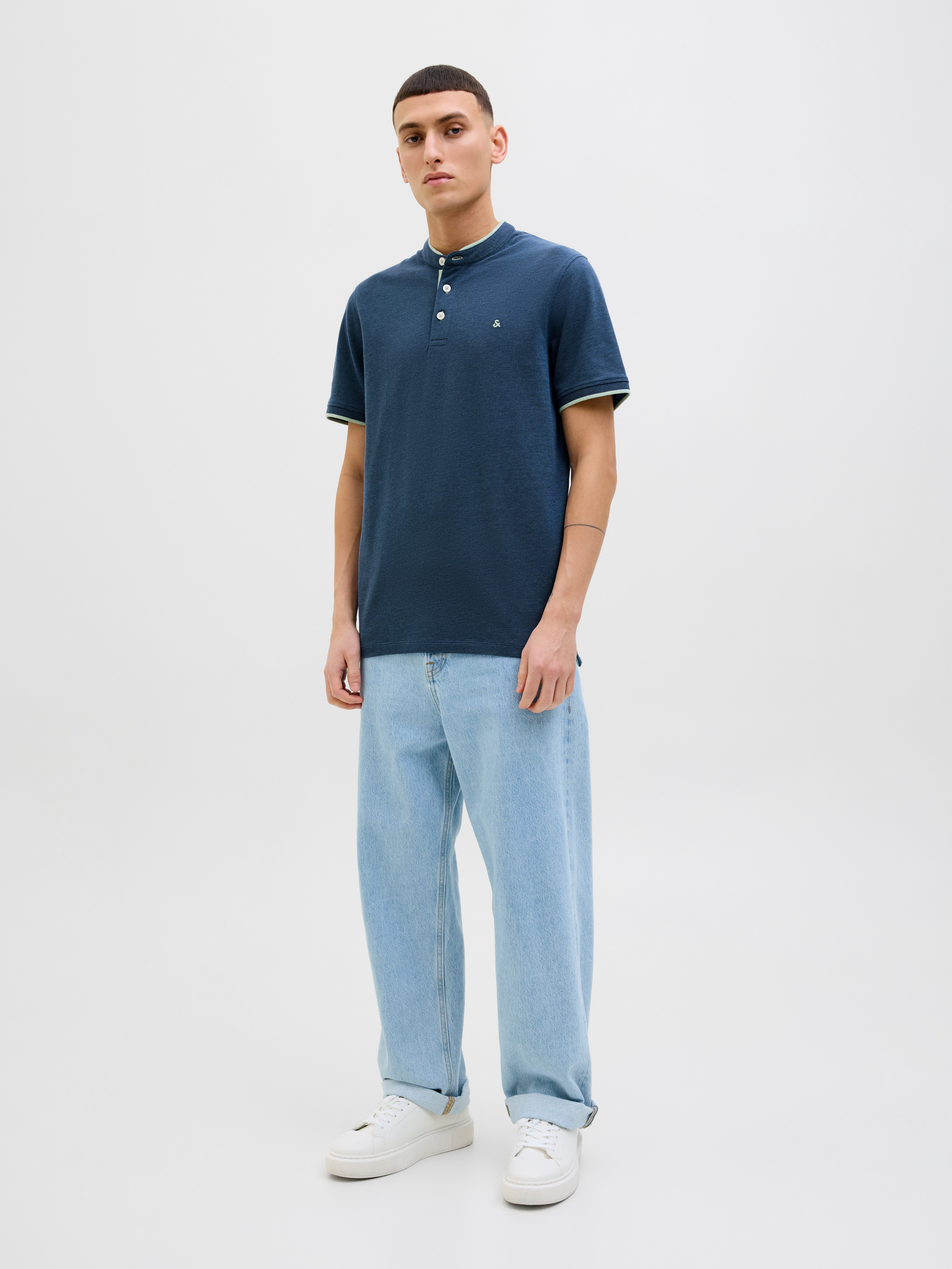 Jack & Jones Poloshirt JJEPAULOS MAO POLO met geborduurd logo