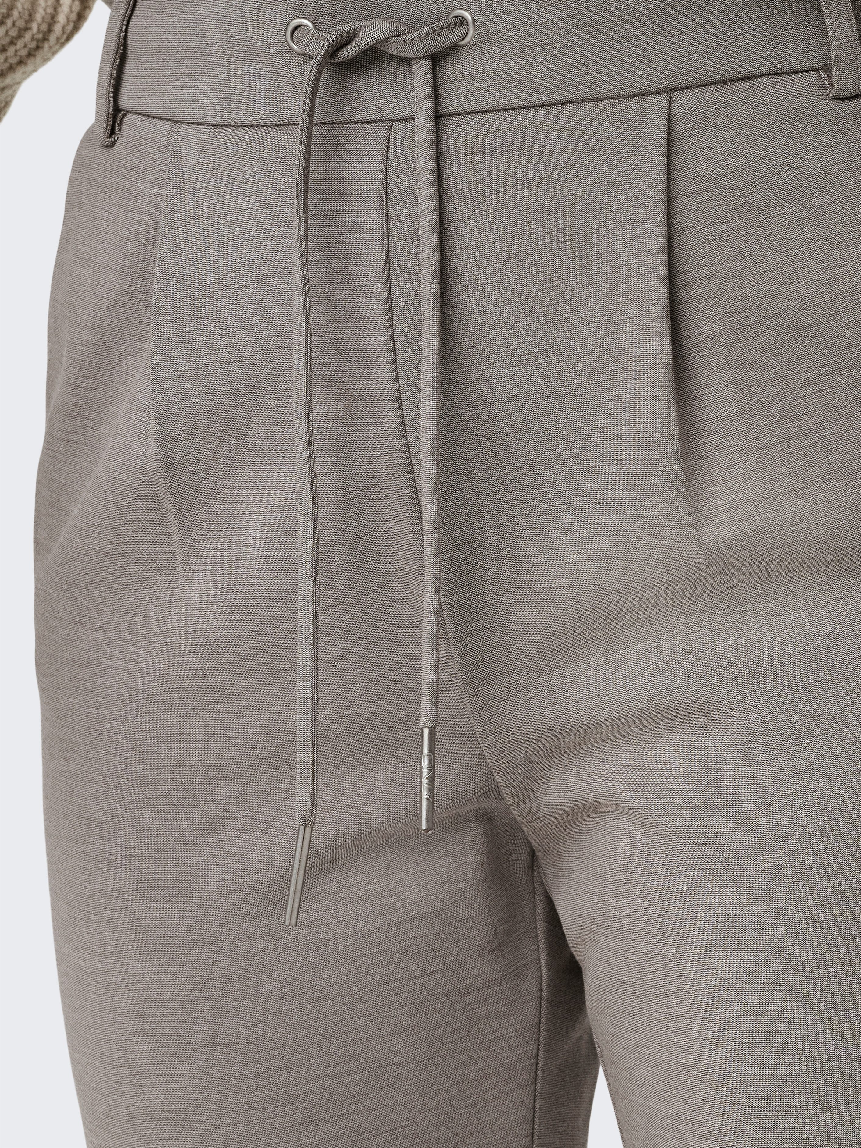 Only Jogpants ONLPOPTRASH LIFE EASY COL PANT PNT NOOS comfortabele pasvorm met elastische band en koord (#BEZUG!)
