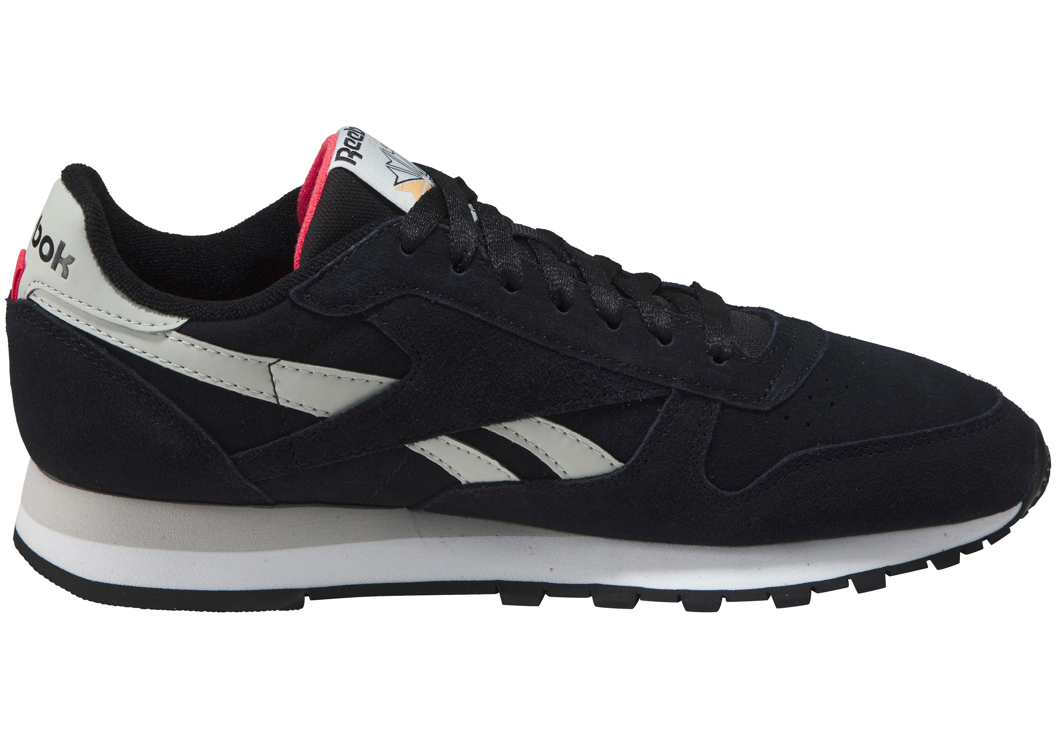Reebok Classic Sneakers