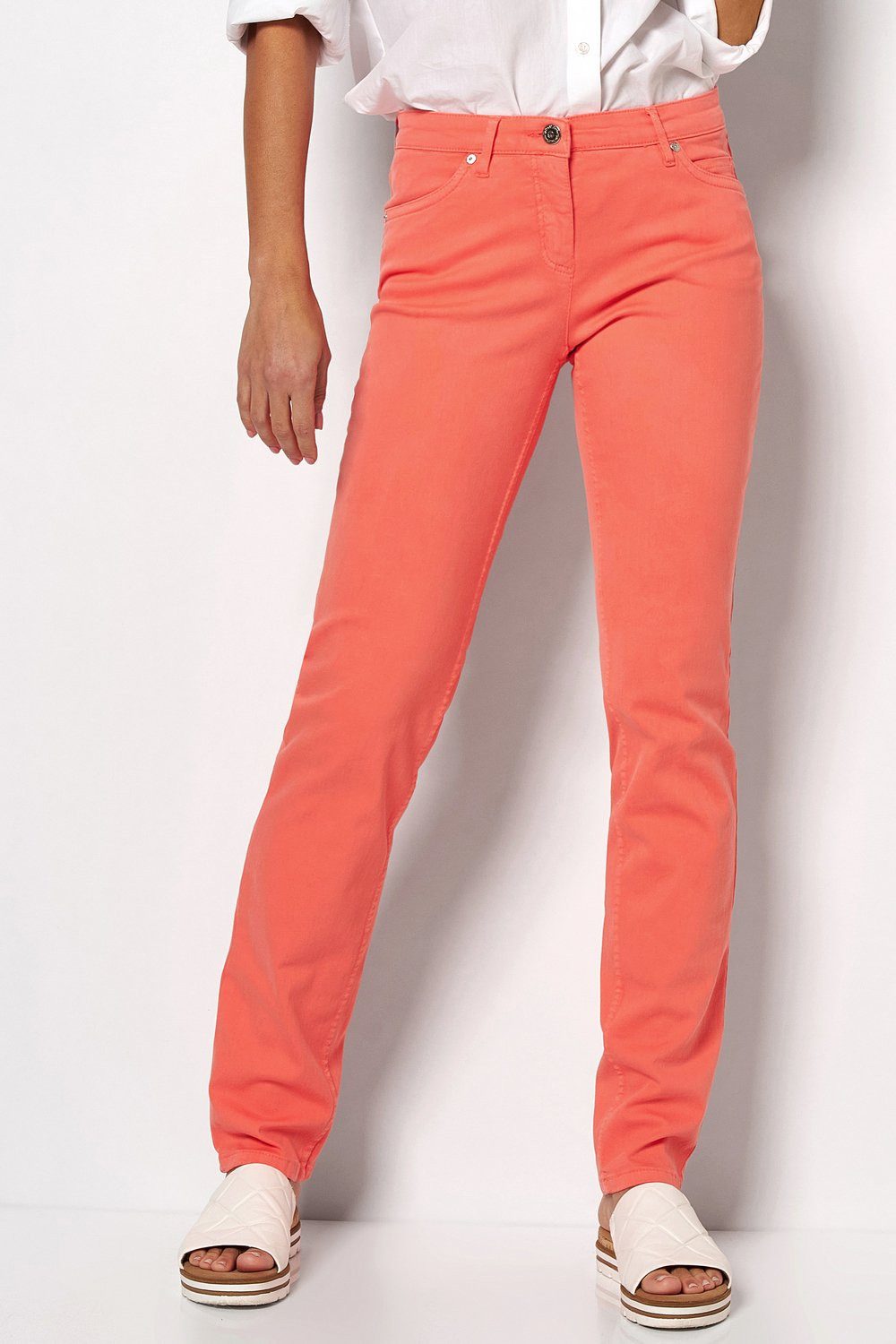 TONI Straight jeans Perfect Shape Straight met achterzakken met mooie details