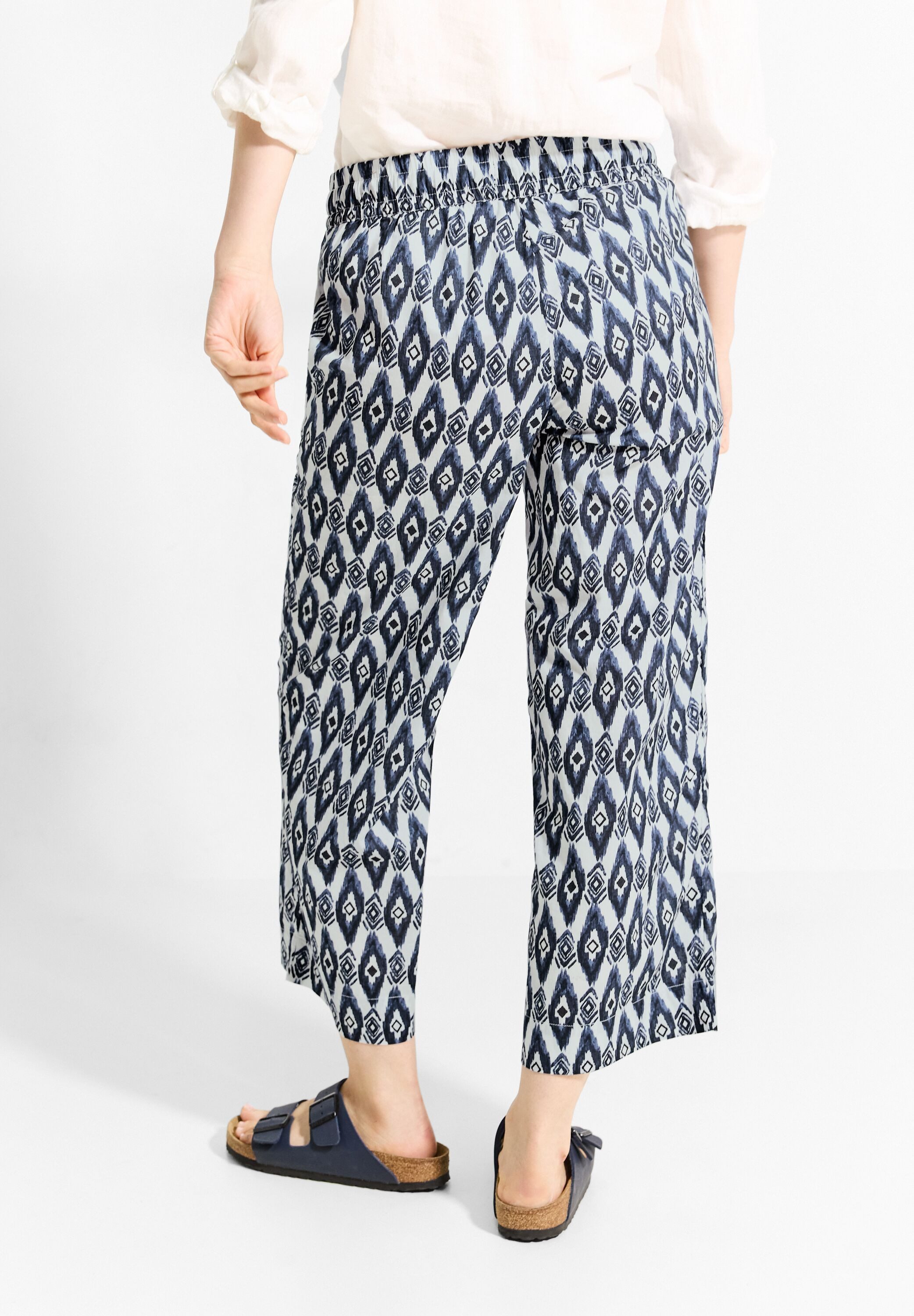Cecil 7 8 broek Style Neele met print all-over