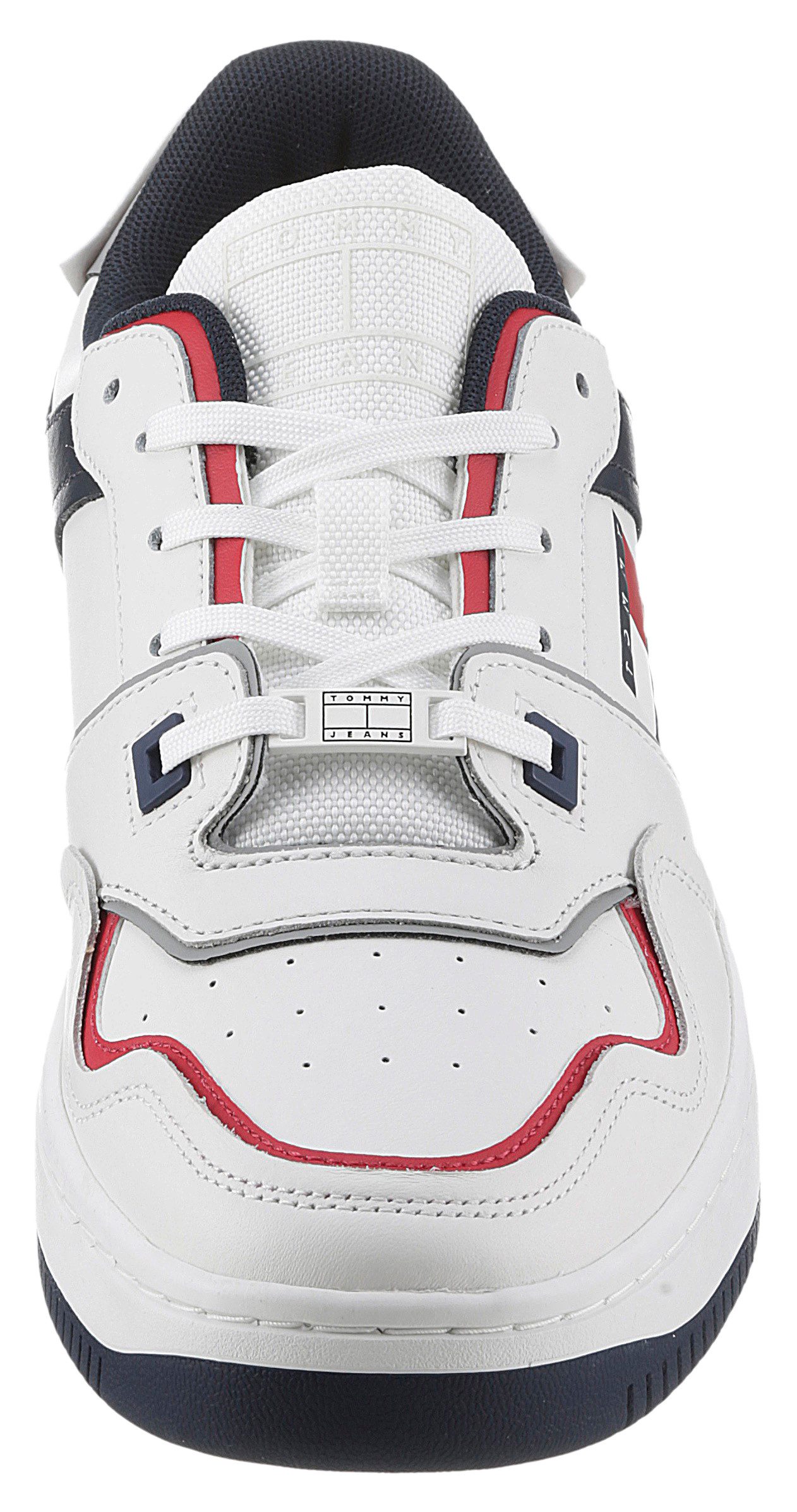 TOMMY JEANS Sneakers met sleehak TJM RETRO BASKET CUPSOLE veterschoenen, vrijetijdsschoen, lage schoen met contrastafwerkingen