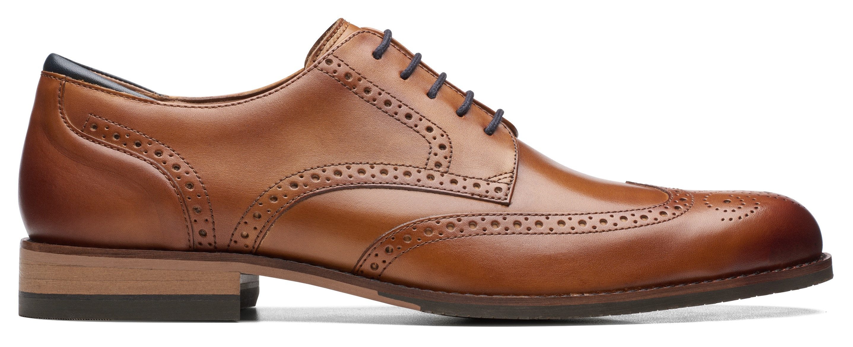 Clarks Schoenen met perforatie