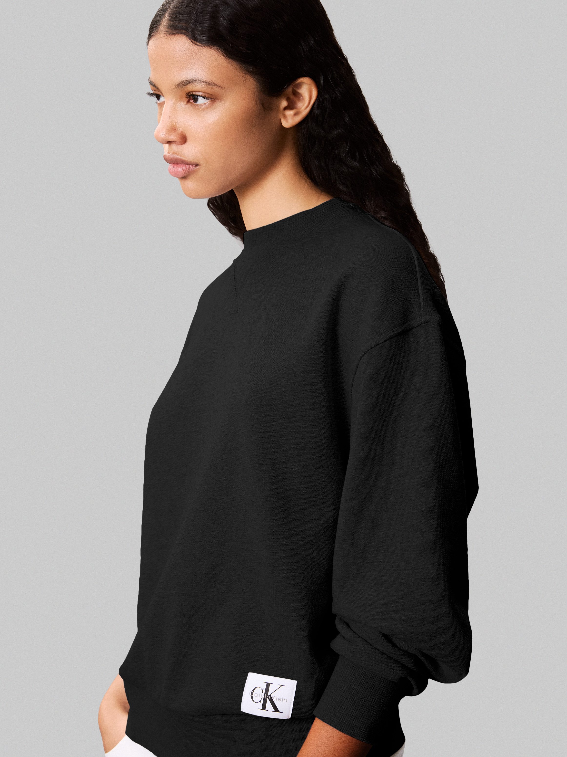 Calvin Klein Sweatshirt A- LS BADGE LOGO TERRY CREW NK