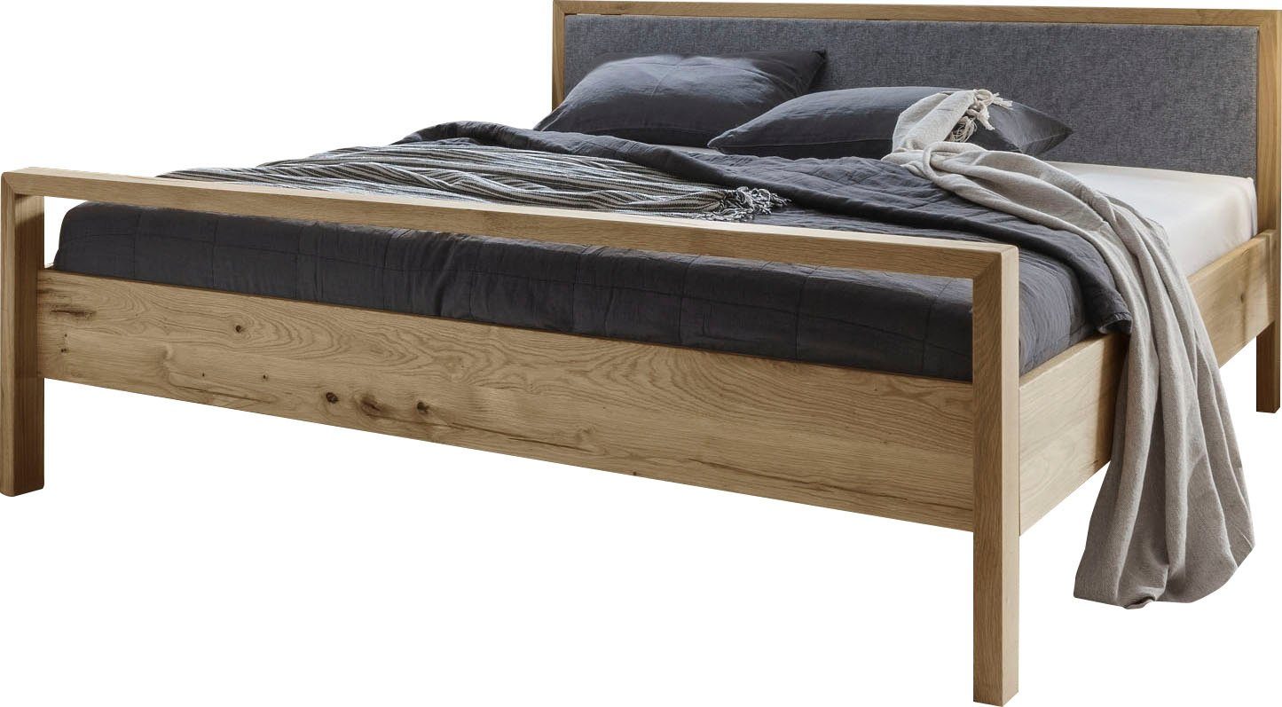 Home affaire Massief houten ledikant Huven met een bekleed hoofdbord, van massief eiken bedden beige