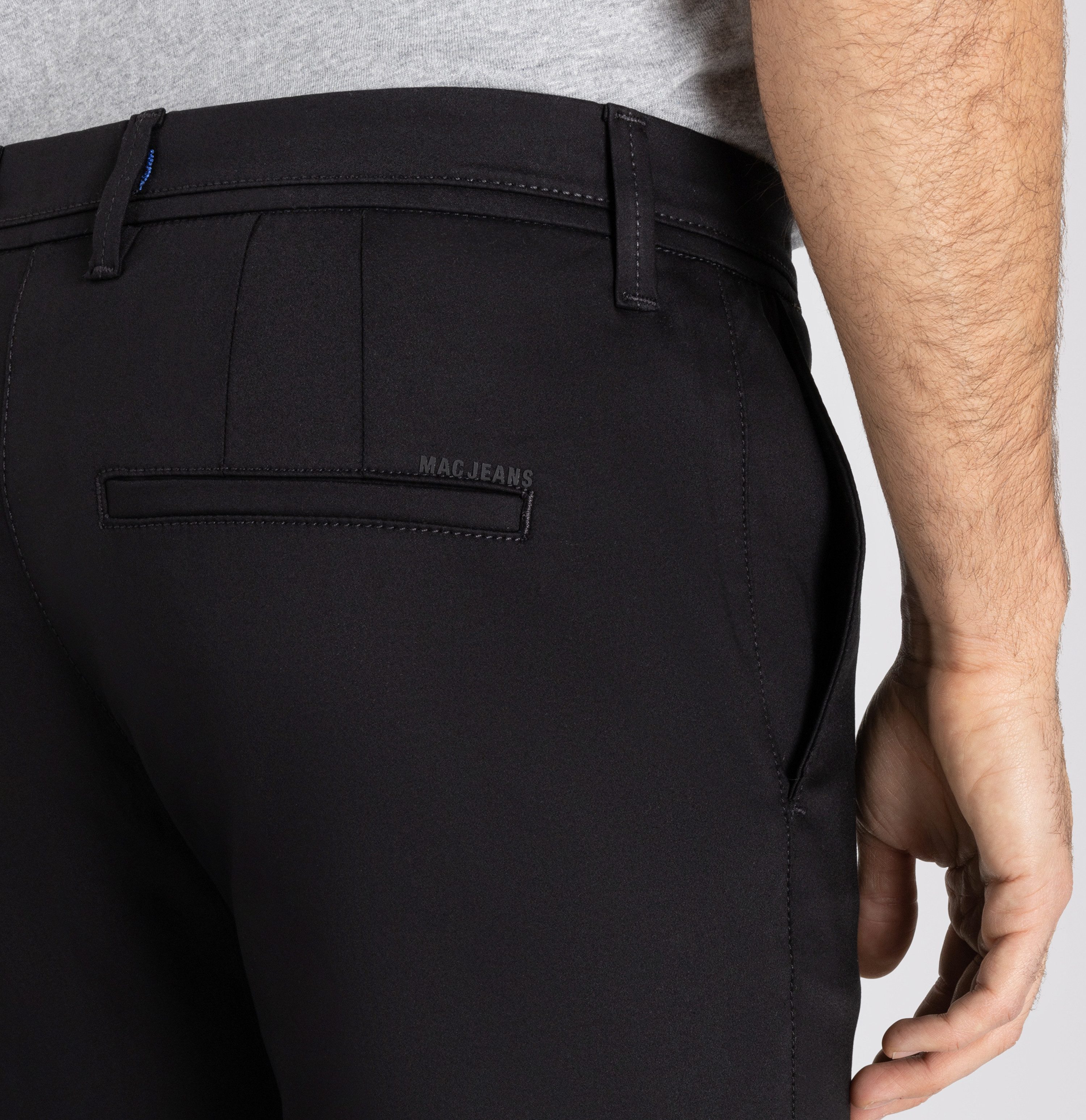 MAC Chino Griffin met zakken