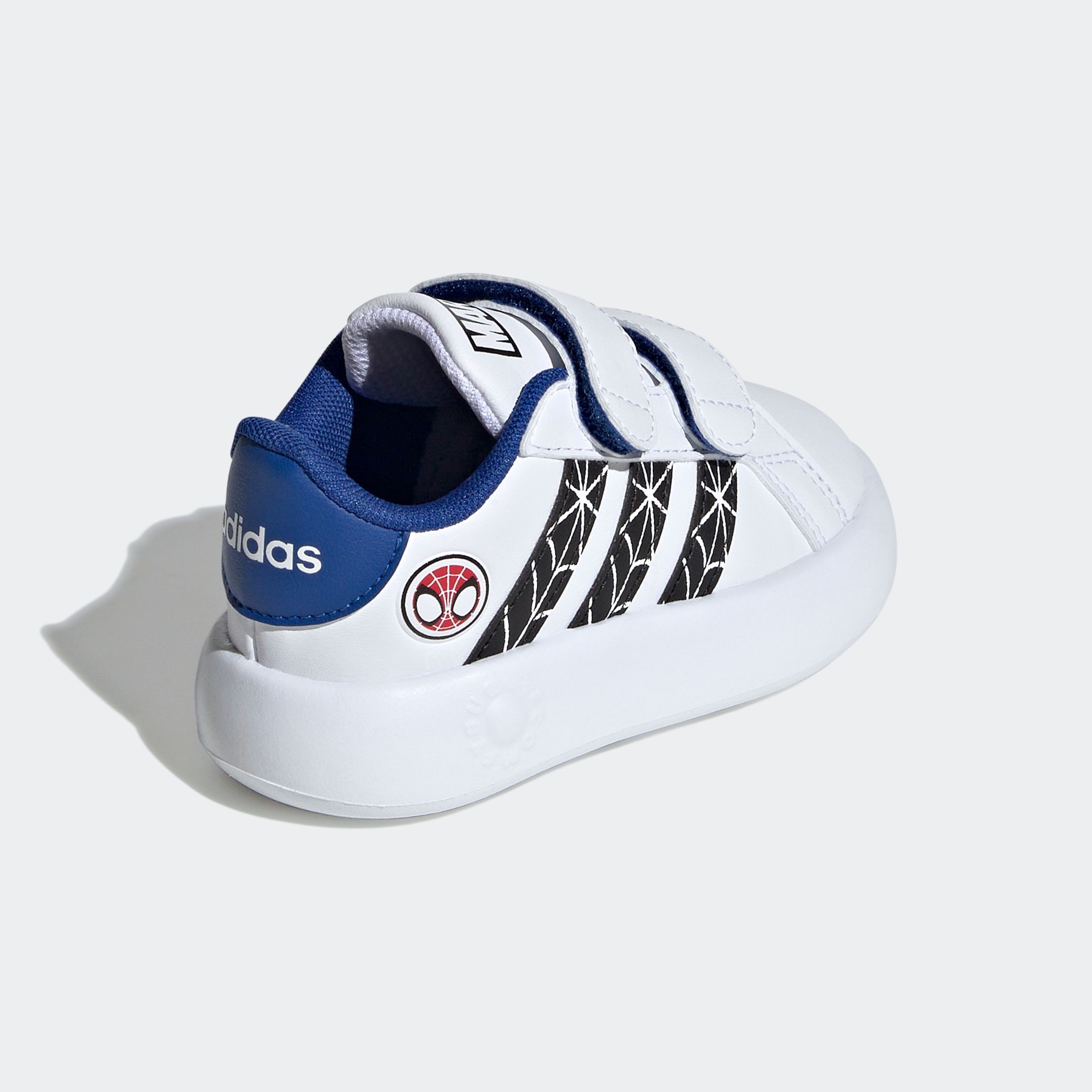 adidas Sportswear Klittenbandschoenen ADIDAS MARVEL SPIDER-MAN KINDER GRAND COURT SCHOEN Design geïnspireerd op de adidas Superstar, voor kinderen