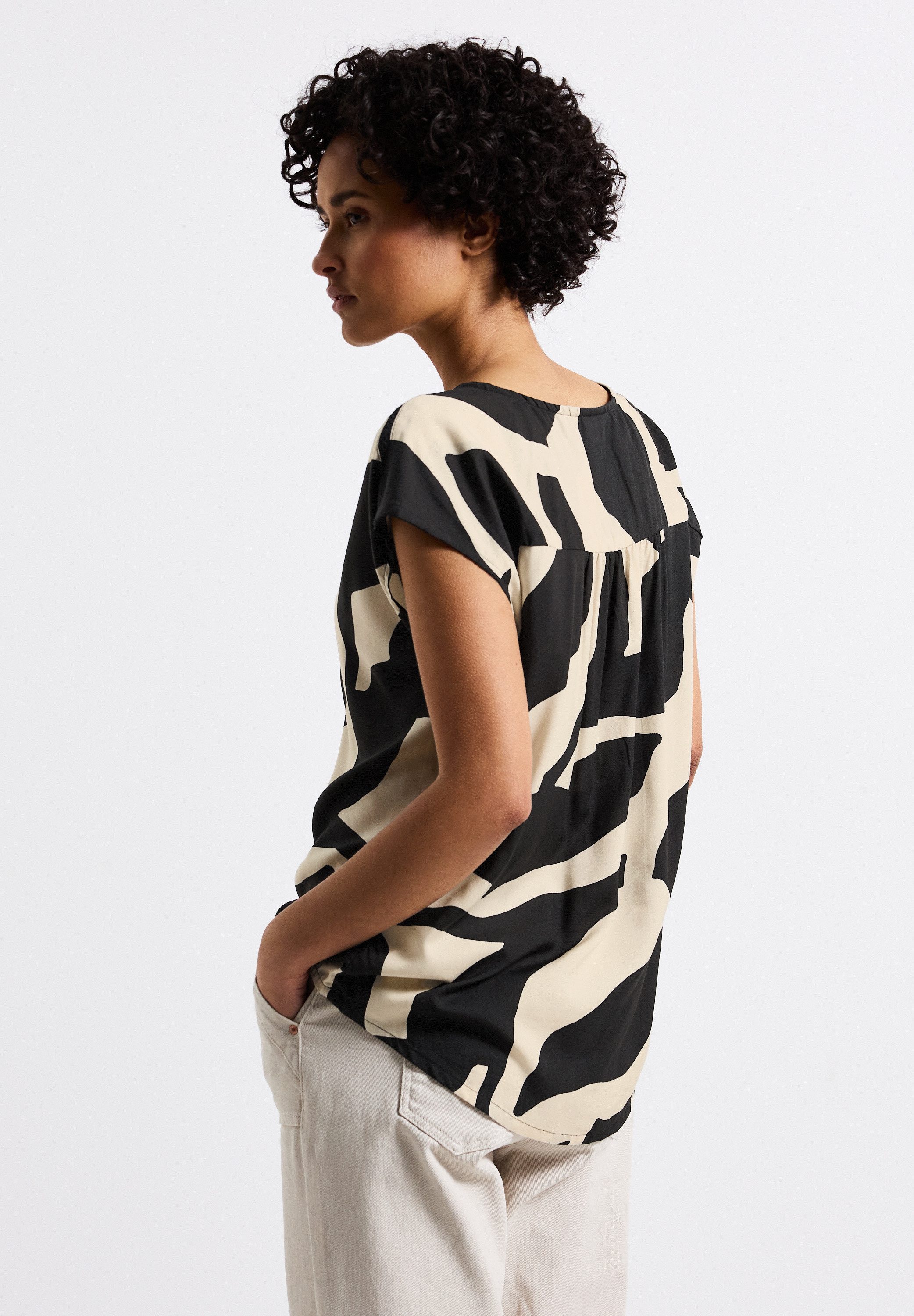 STREET ONE Blouse met korte mouwen met grafisch patroon