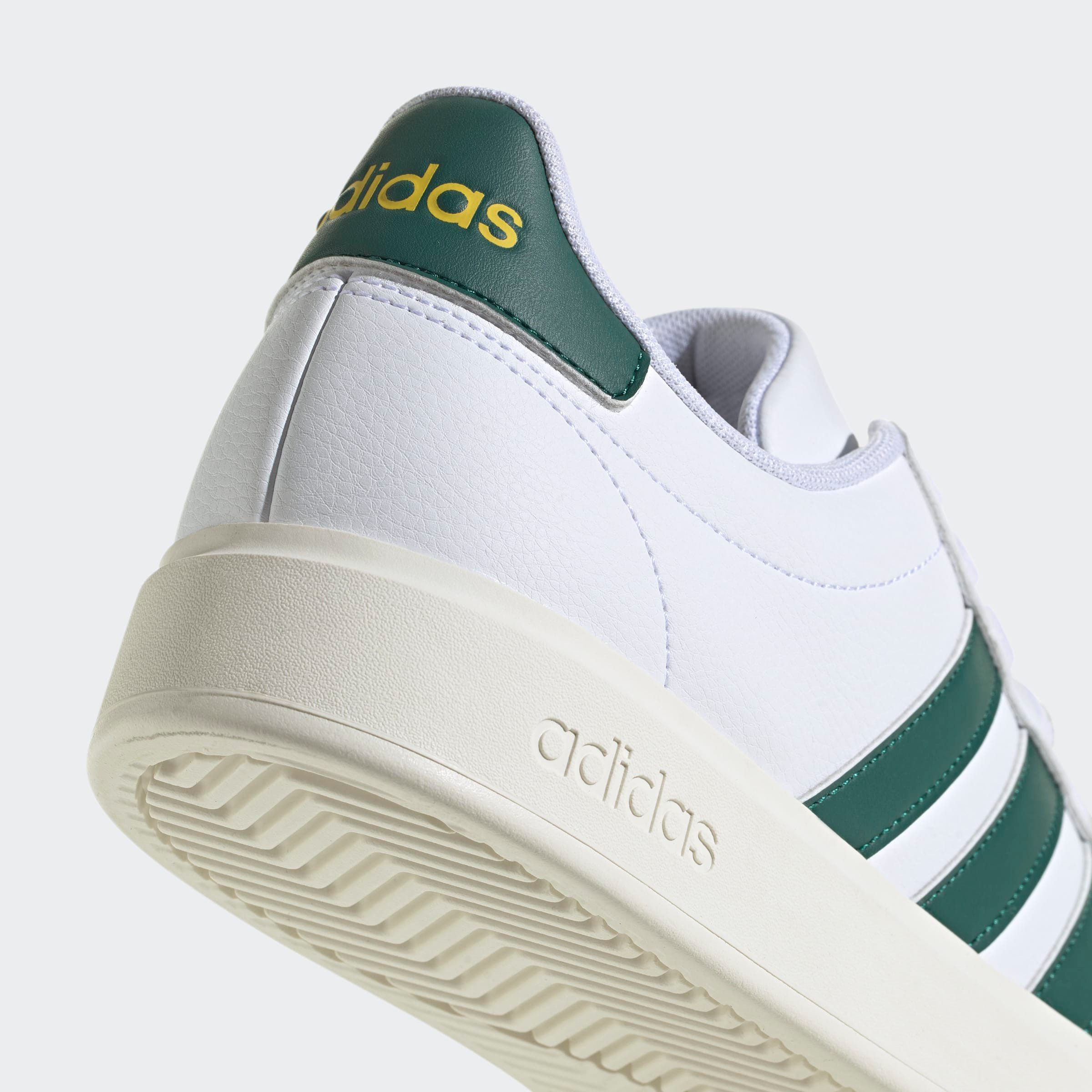 adidas Sportswear Sneakers GRAND COURT CLOUDFOAM COMFORT Design geïnspireerd op de adidas Superstar