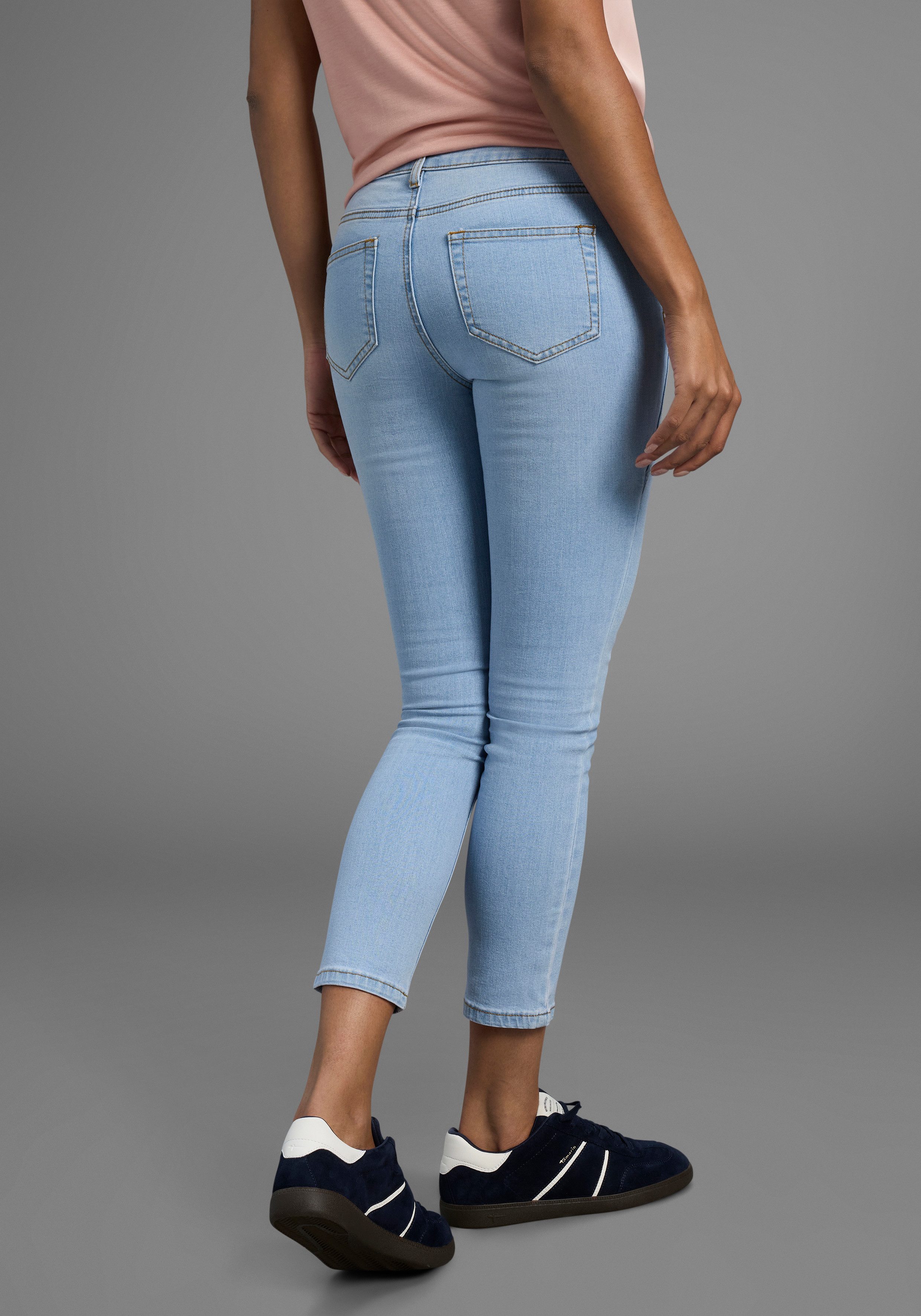 Arizona 7/8 jeans Met geren extra-strakke snit, used-look-wassing, lage taille