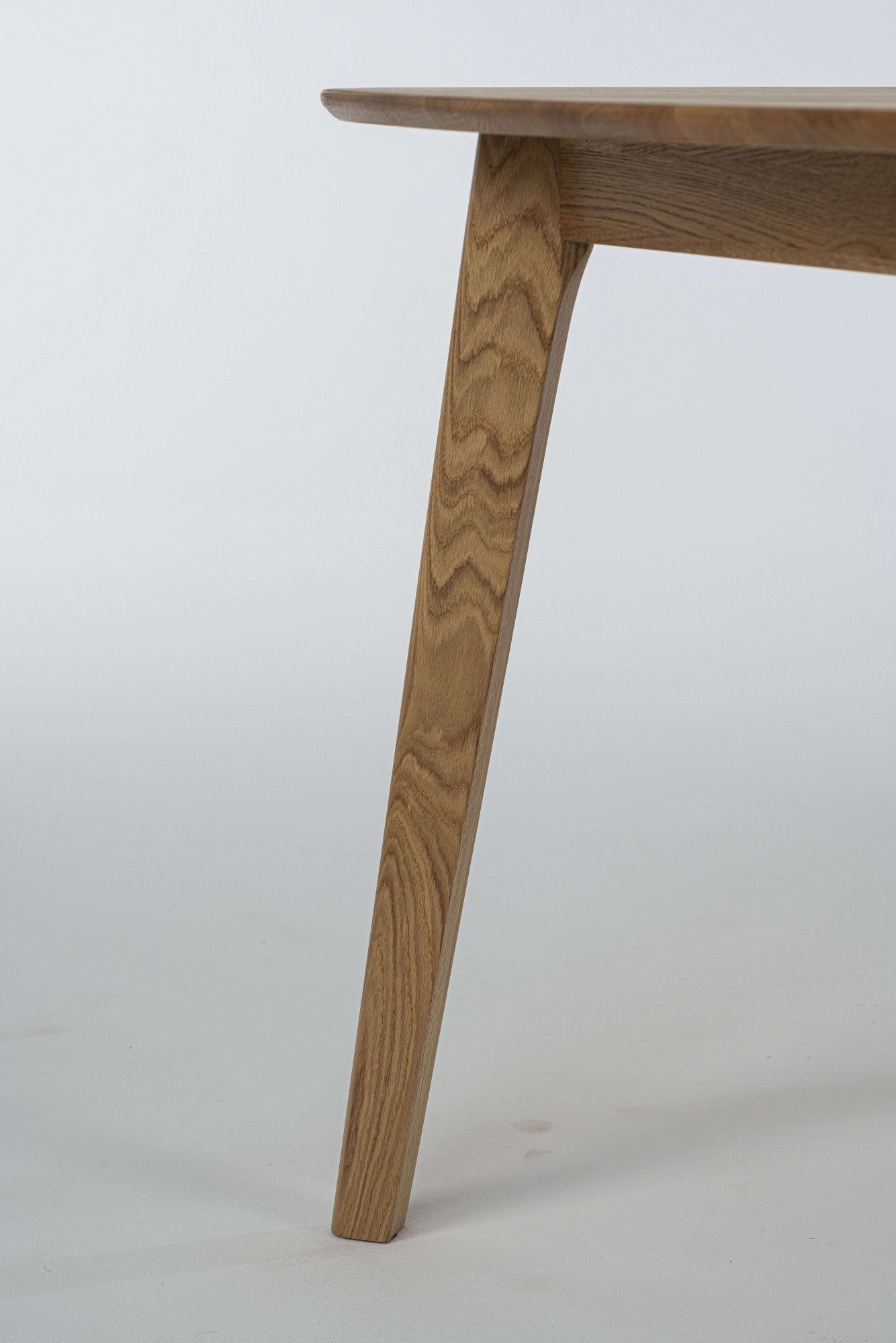 andas Eettafel Brobyn optioneel gemaakt van massief eiken of beuken