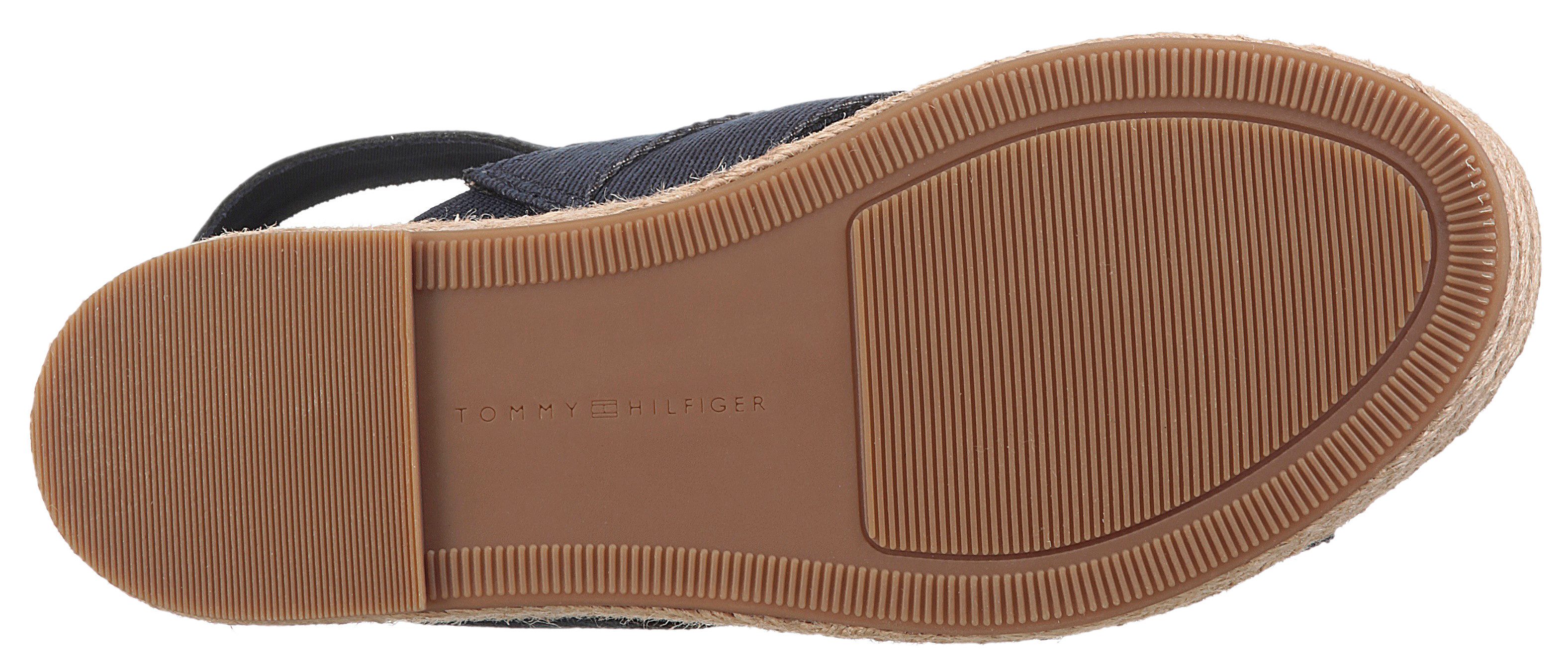 Tommy Hilfiger Sleehaksandaaltjes DENIM ESPADRILLE PLATFORM SANDAL , plateau, riemchensandaal, zomerschoen met verstelbare gesp