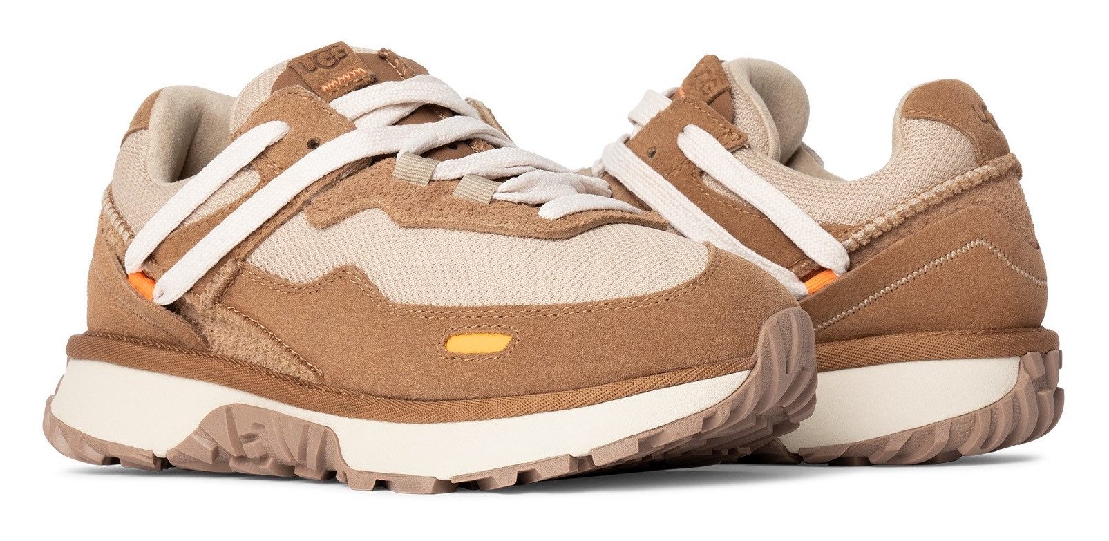 UGG Sneakers RETROFI LOW , chunky sneaker, plateausneaker met gepolsterde schacht