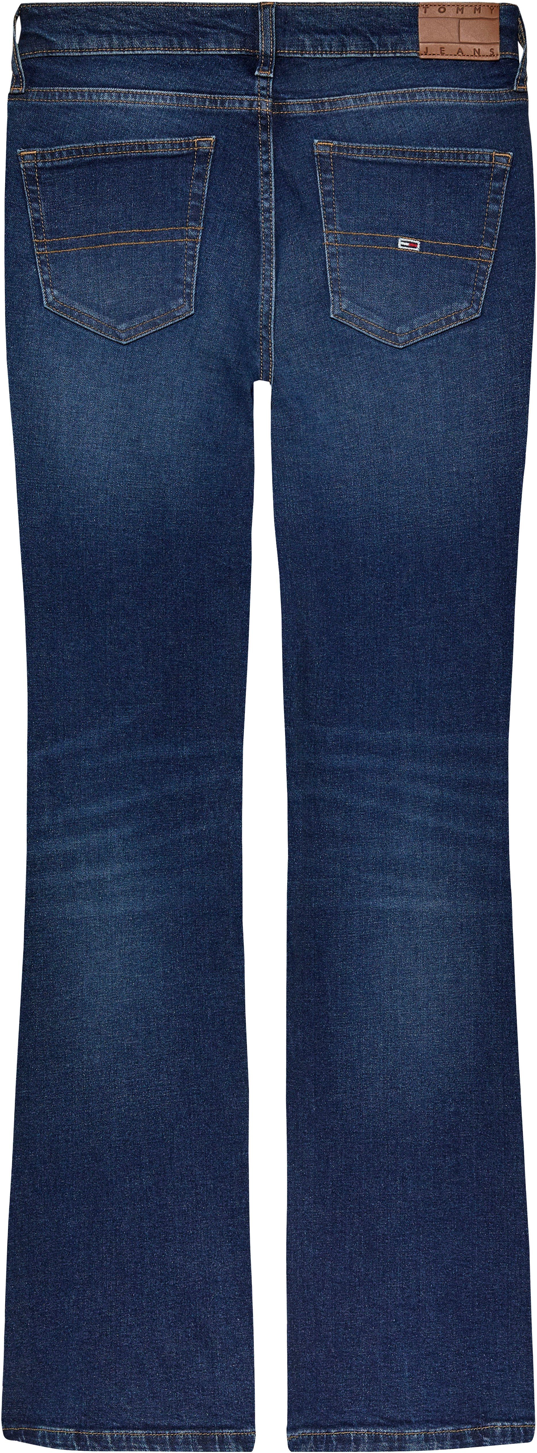 TOMMY JEANS Bootcut jeans MADDIE MD BC DH5161 met logo-badge en borduurwerk