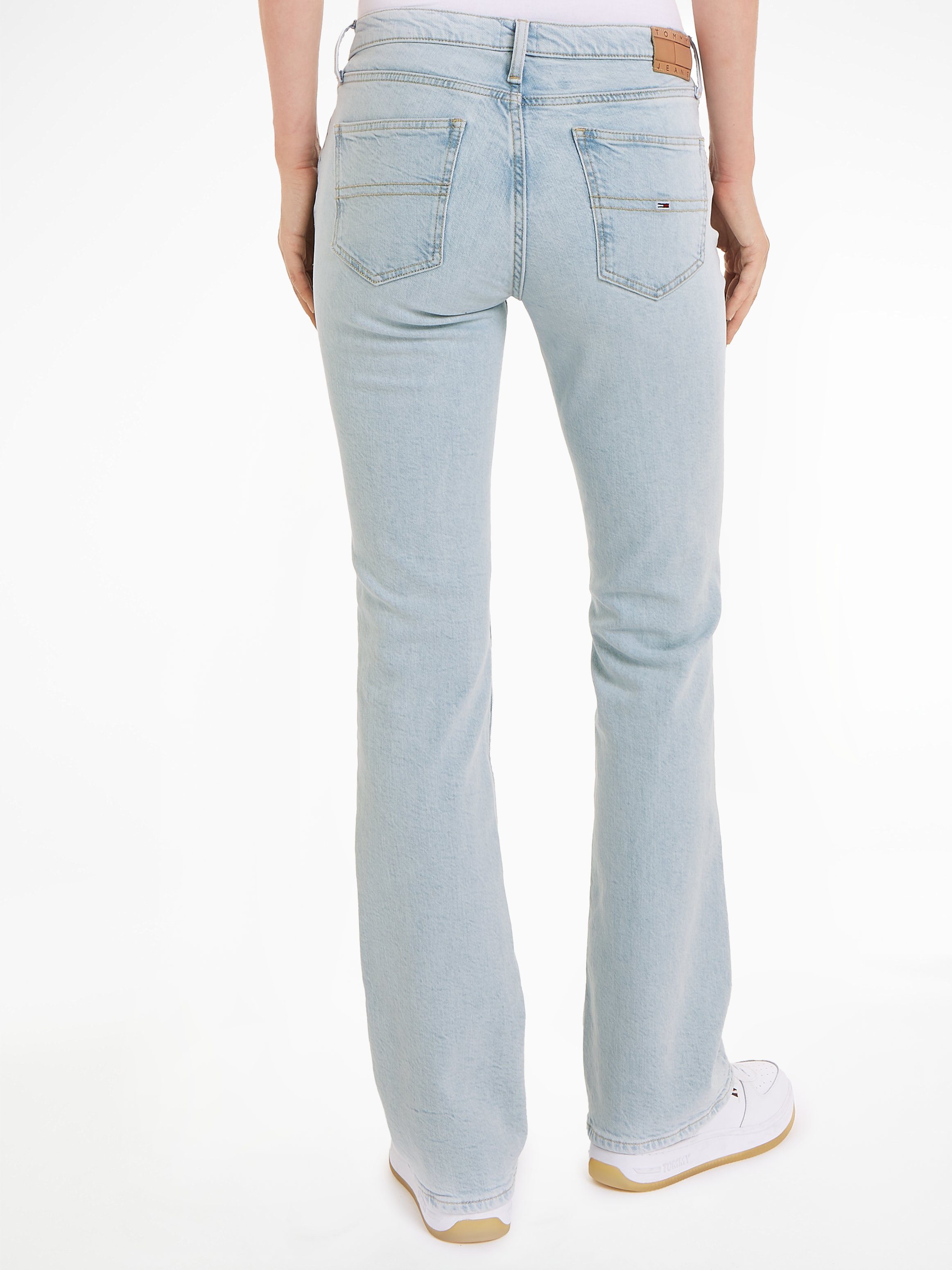 TOMMY JEANS Bootcut jeans Maddie met tommy jeans merklabel & badge