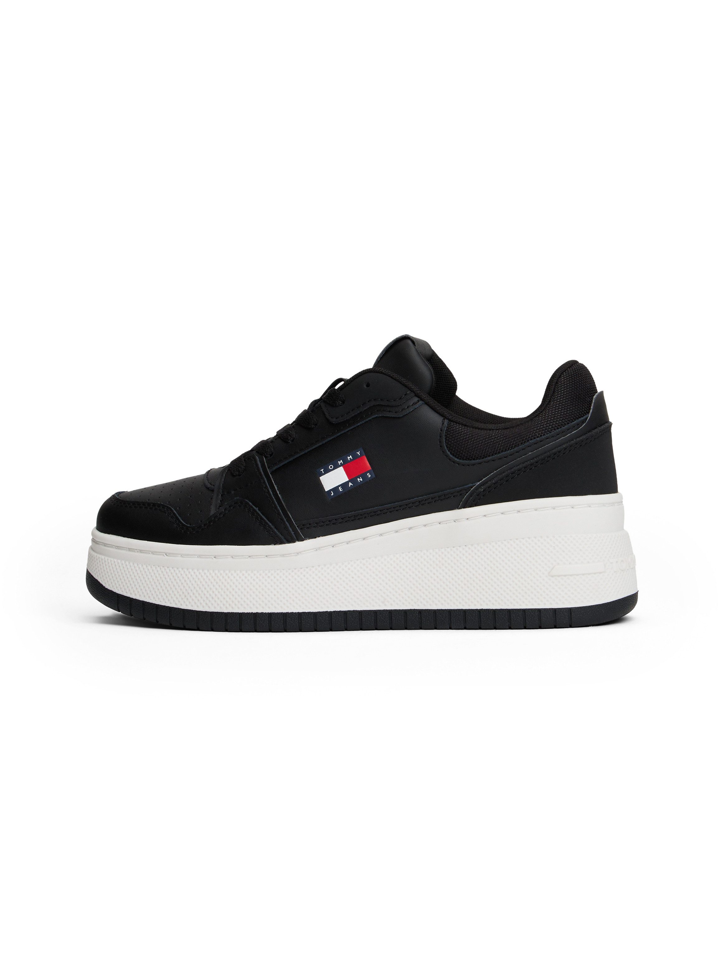 TOMMY JEANS Sneakers met sleehak TJW RETRO BASKET FLATFORM , plateau, vrijetijdsschoen, veterschoen, met perforaties, in basket-look