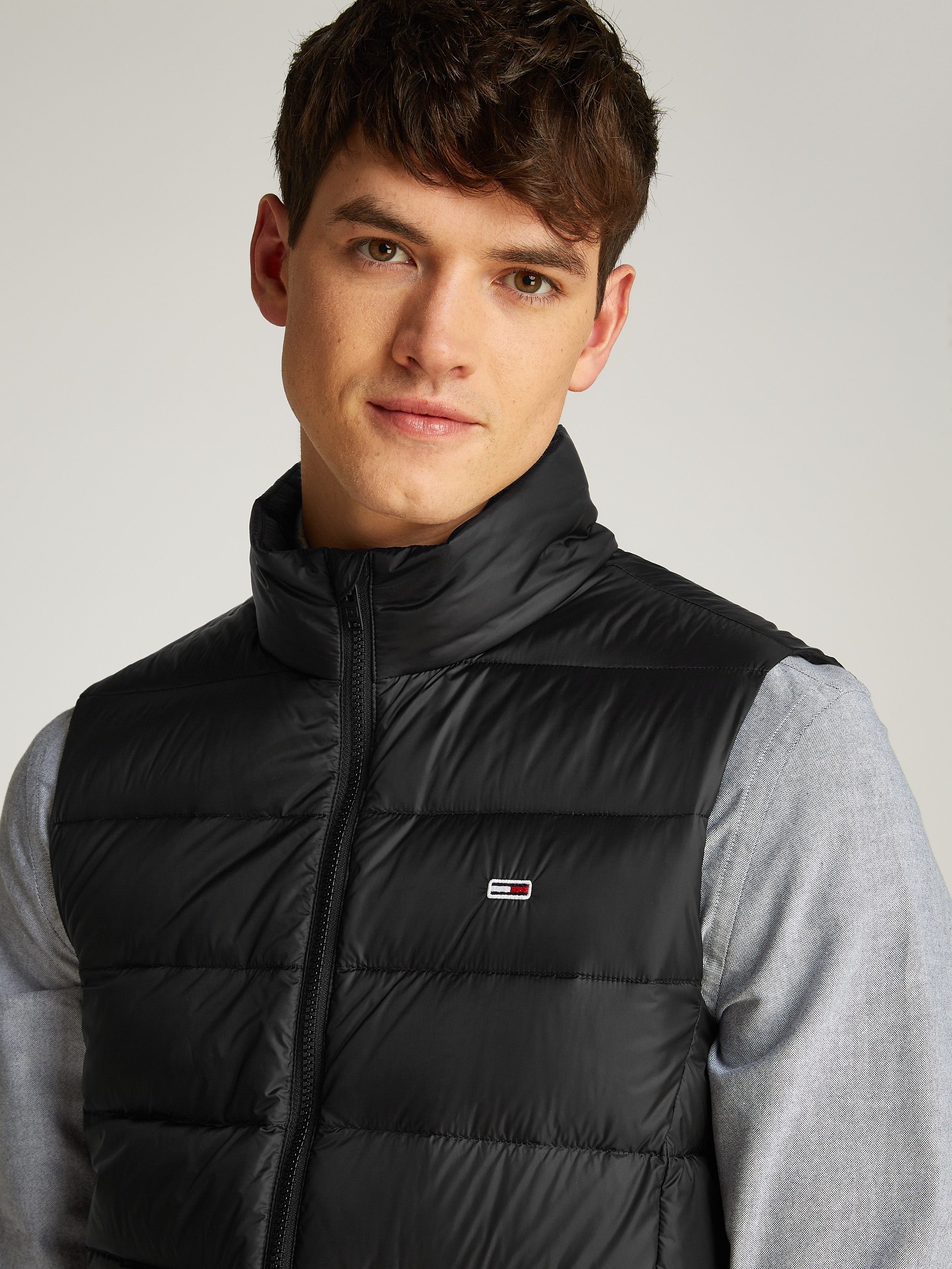 Tommy Jeans Plus Bodywarmer TJM LT DOWN VEST EXT in grote maten logoborduring insteekzakken