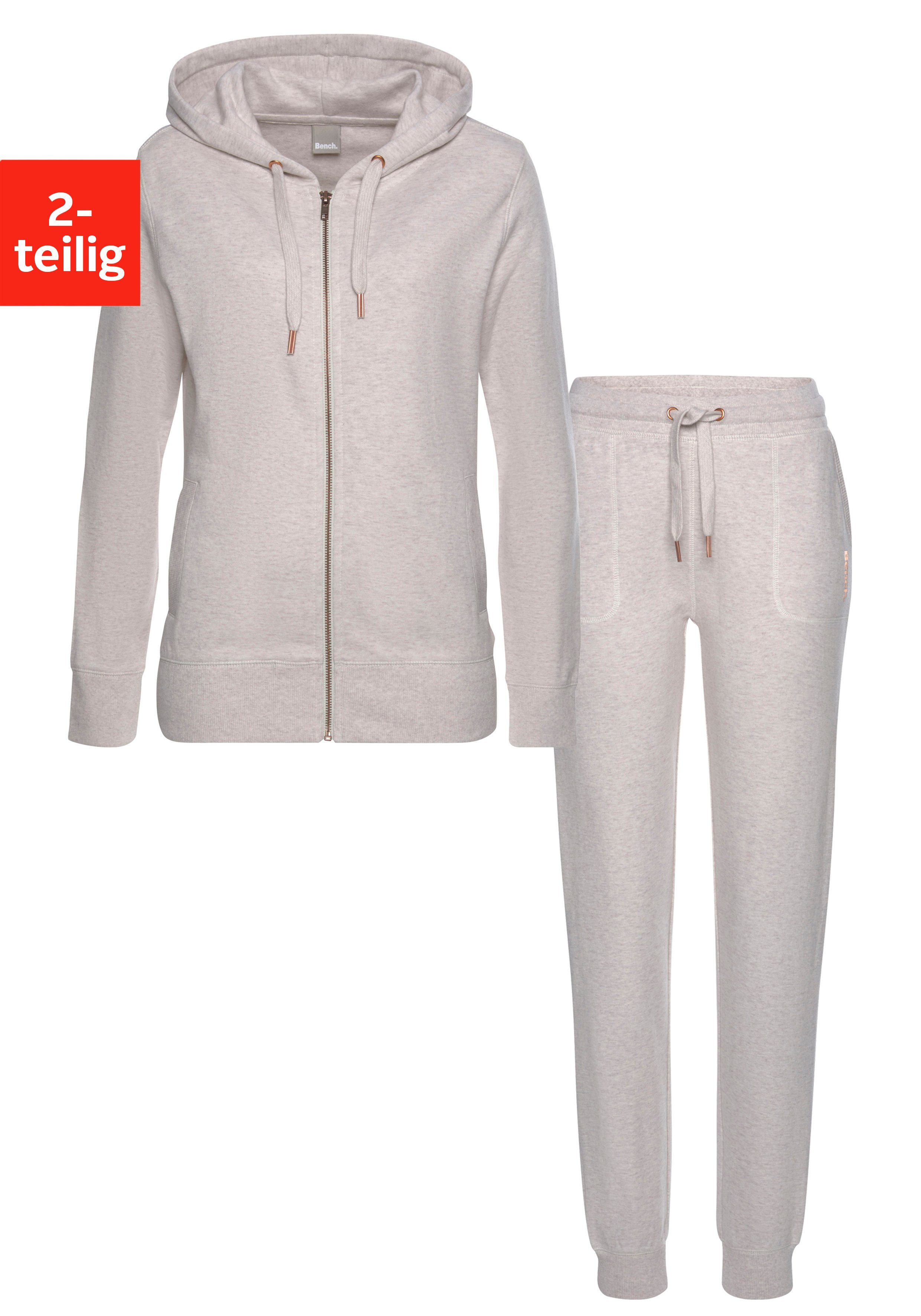 Bench. Loungewear Loungepak met goudkleurig logomotief (set, 2-delig, 1 stuk)