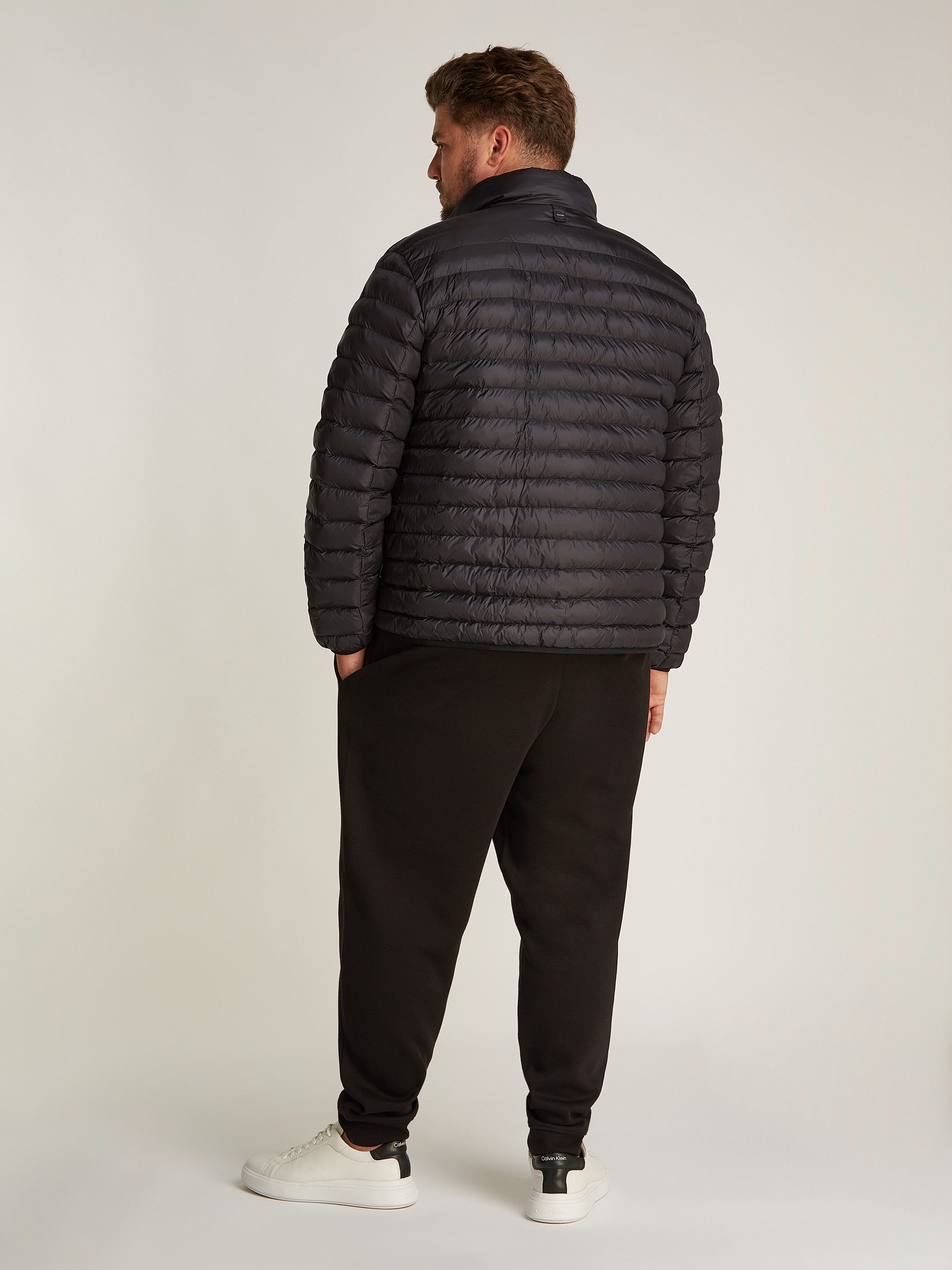 Calvin Klein Gewatteerde jas BT_LW QUILT JACKET in grote maten met logopatch