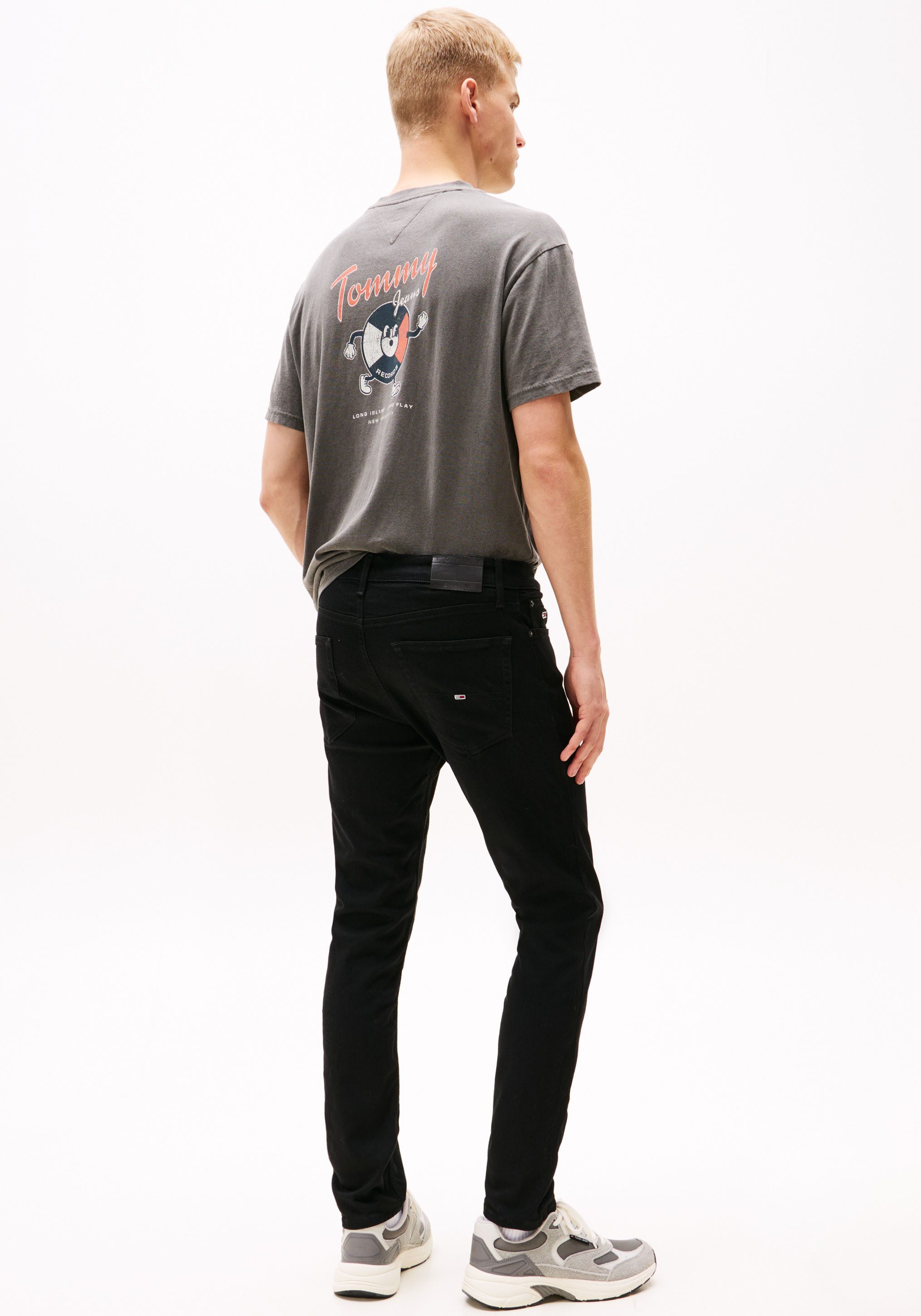 TOMMY JEANS Slim fit jeans AUSTIN SLIM TPRD smal toelopende pijpen