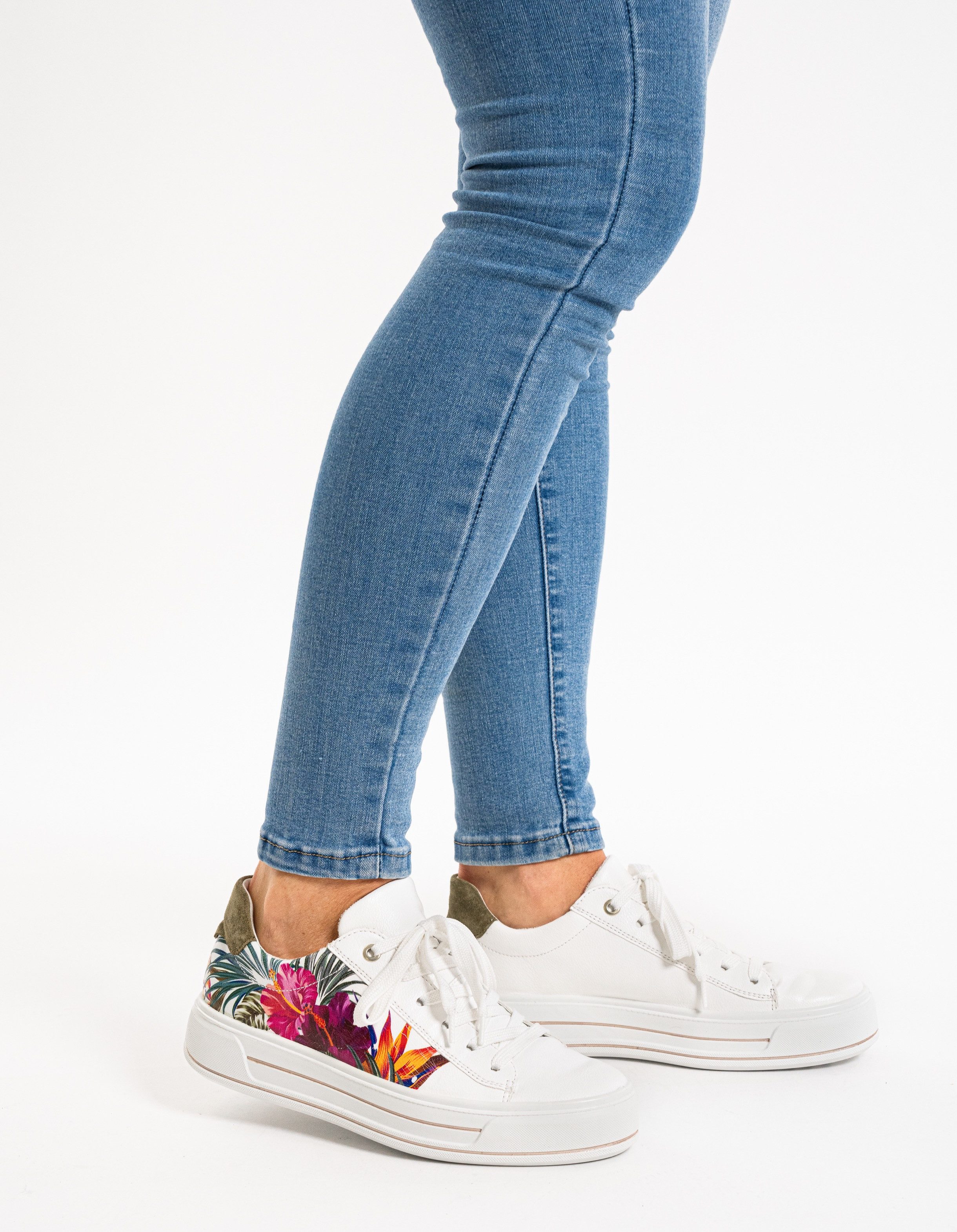Ara Plateausneakers CANBERRA , vrijetijdsschoen, plateausneaker in comfortabele schoenwijdte g (= breed)