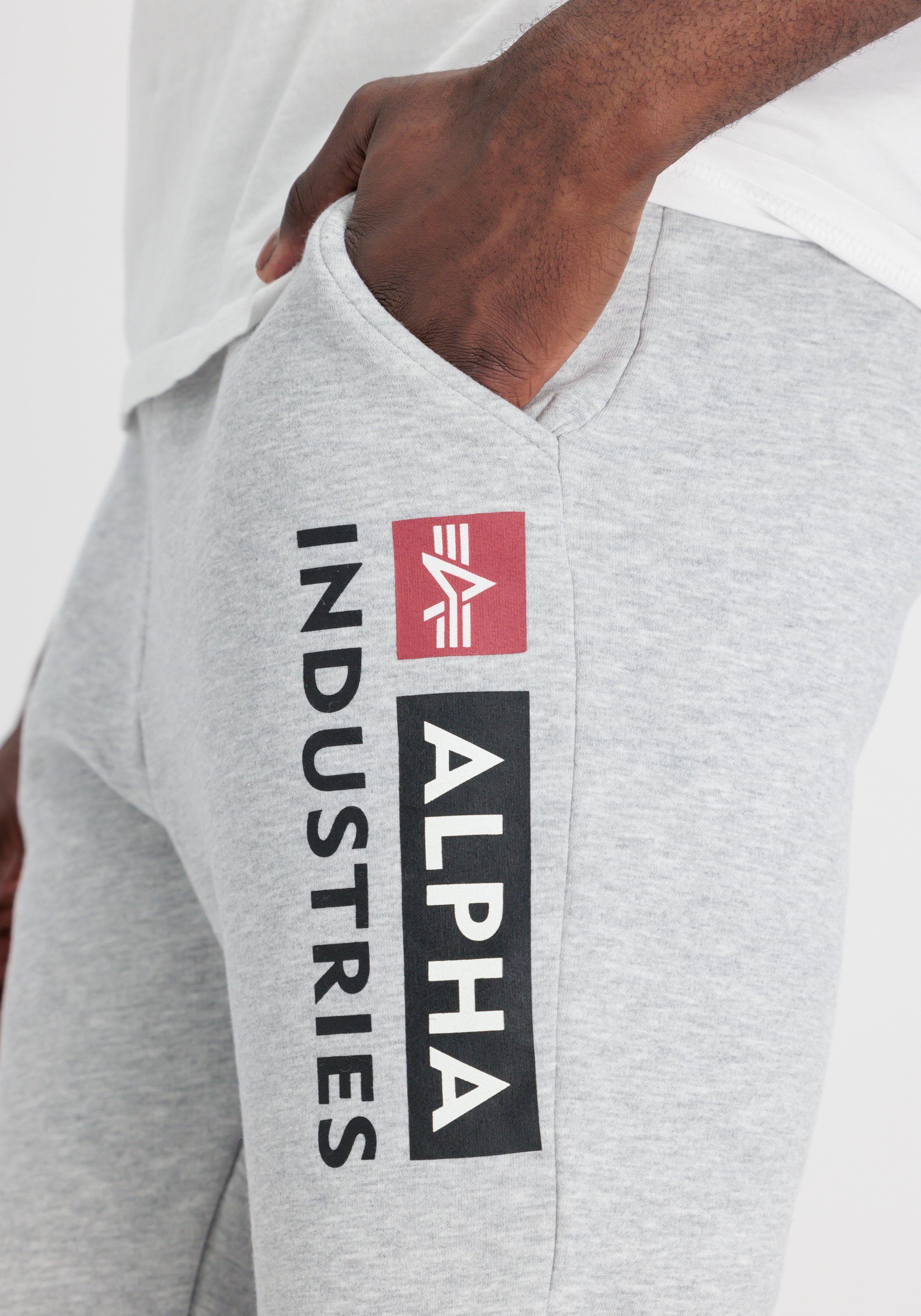 Alpha Industries Joggingbroek ALPHA INDUSTRIES Men - Jogger Alpha Block-Logo Jogger