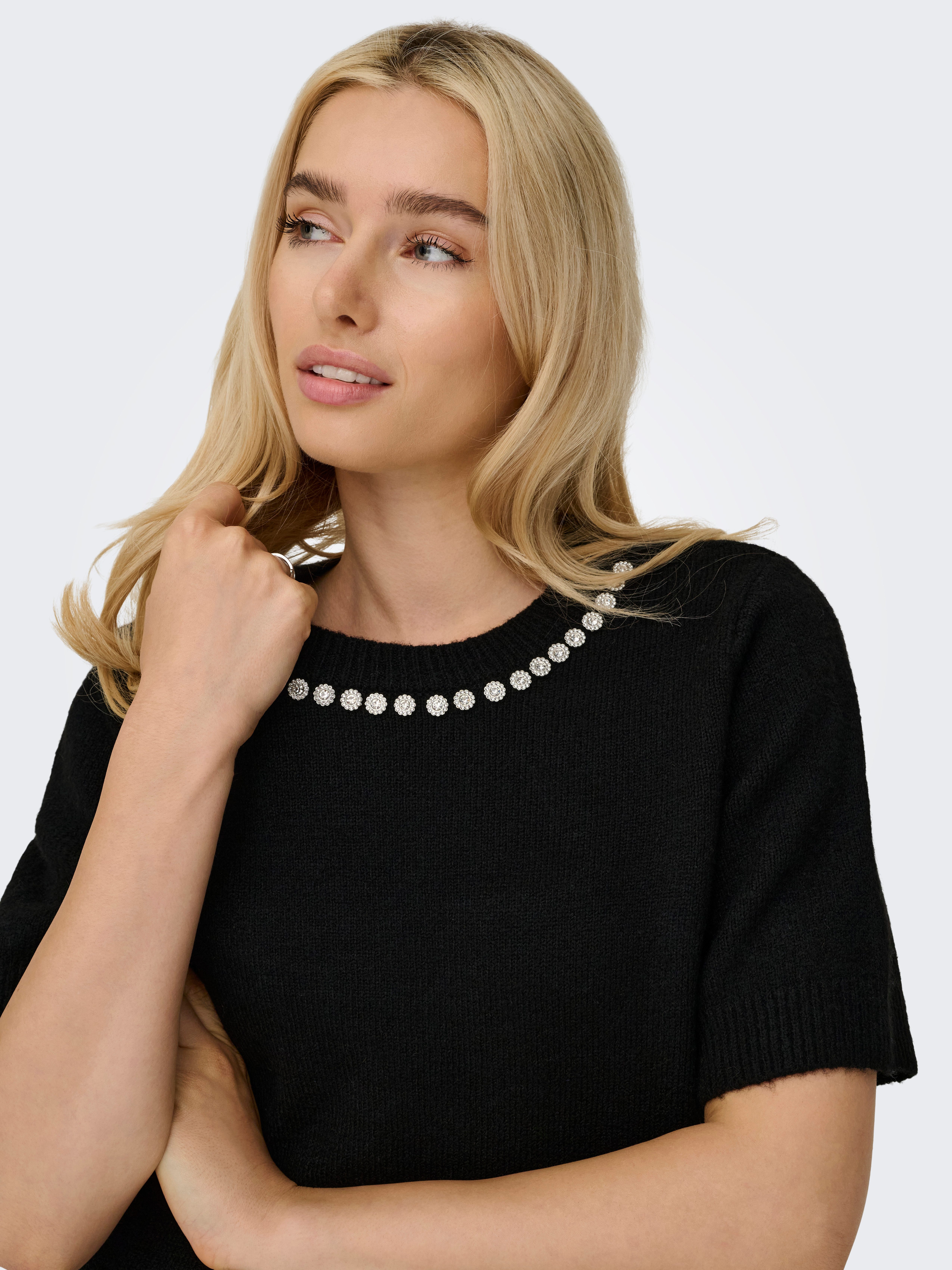 Only Trui met korte mouwen ONLABBY LIFE SS BLING TOP O-NECK KNT