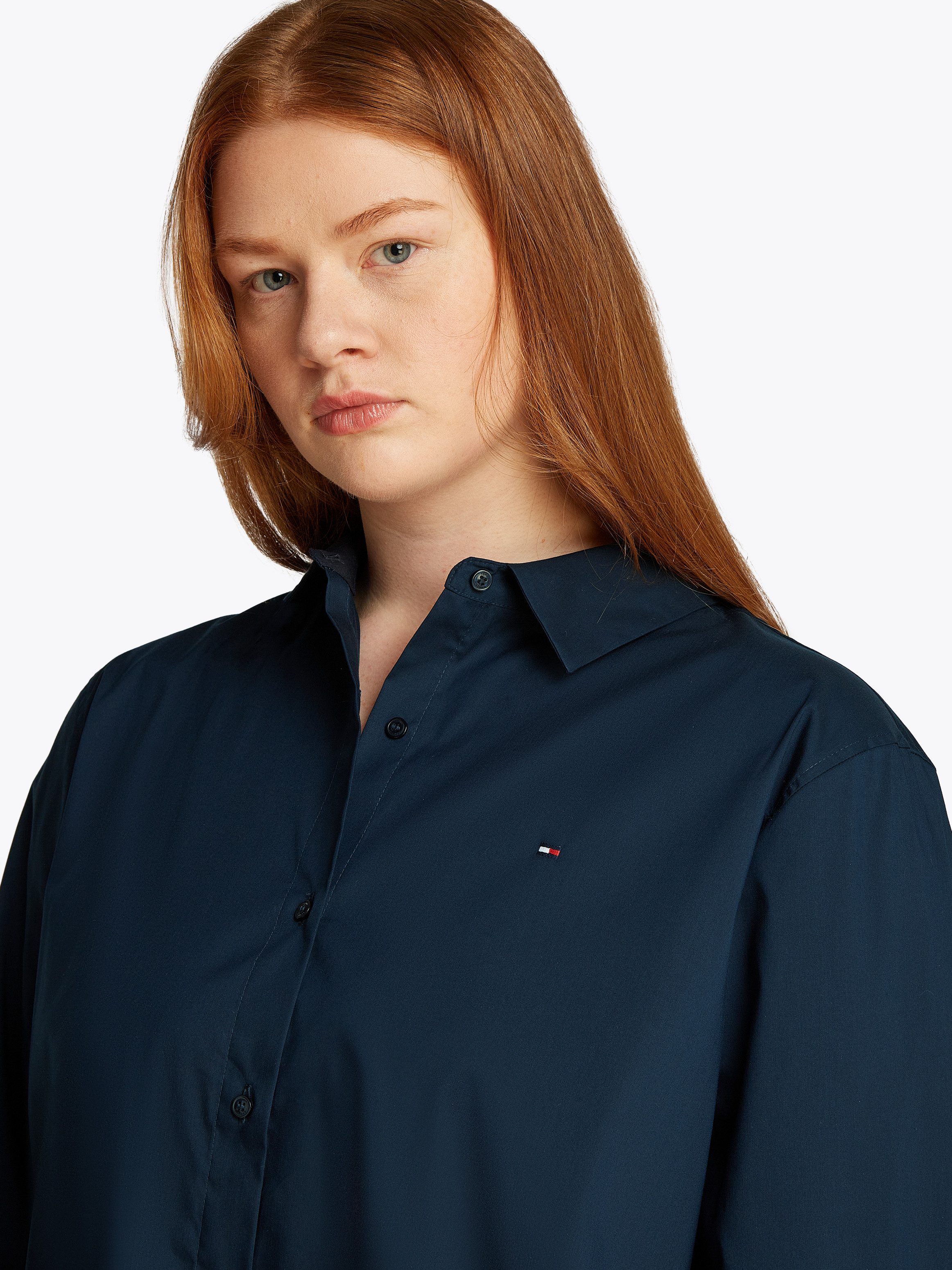 Tommy Hilfiger Curve Overhemdblouse CRV ESS POPLIN REGULAR SHIRT in grote maten, popeline kwaliteit, logoborduursel
