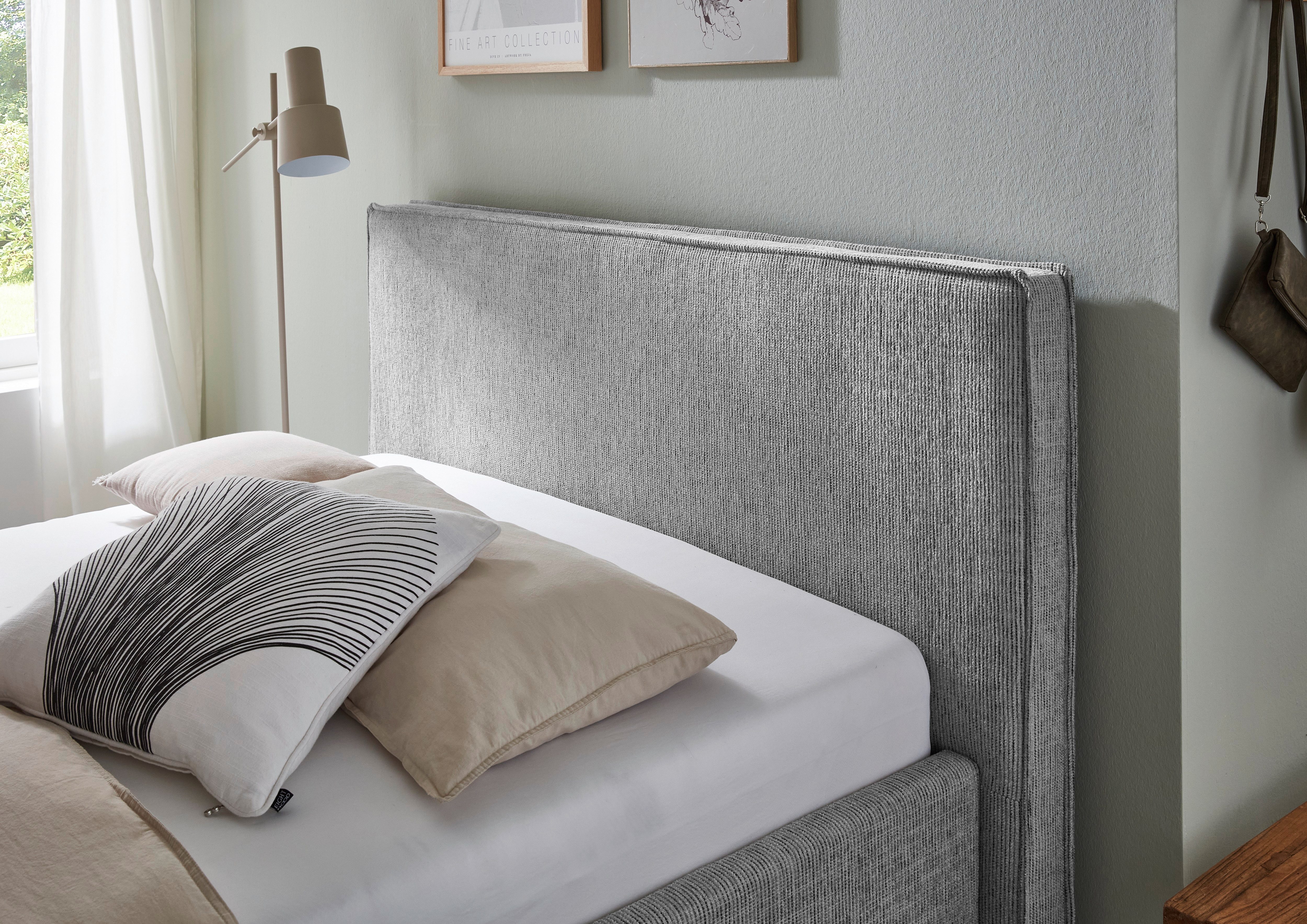 meise.möbel Gestoffeerd bed Riva II met zwarte metalen poten, naar keuze met bedkist
