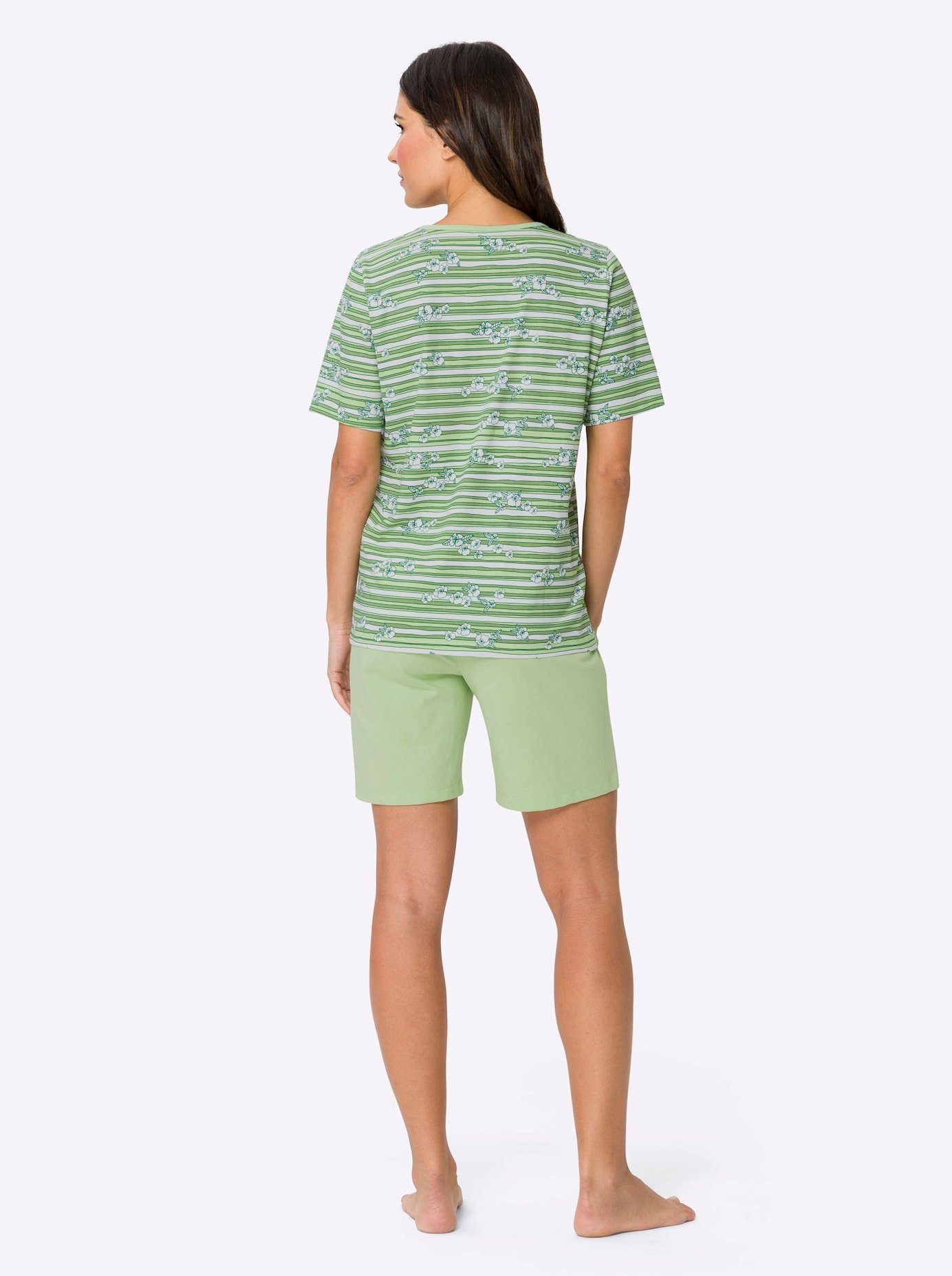 Shortama