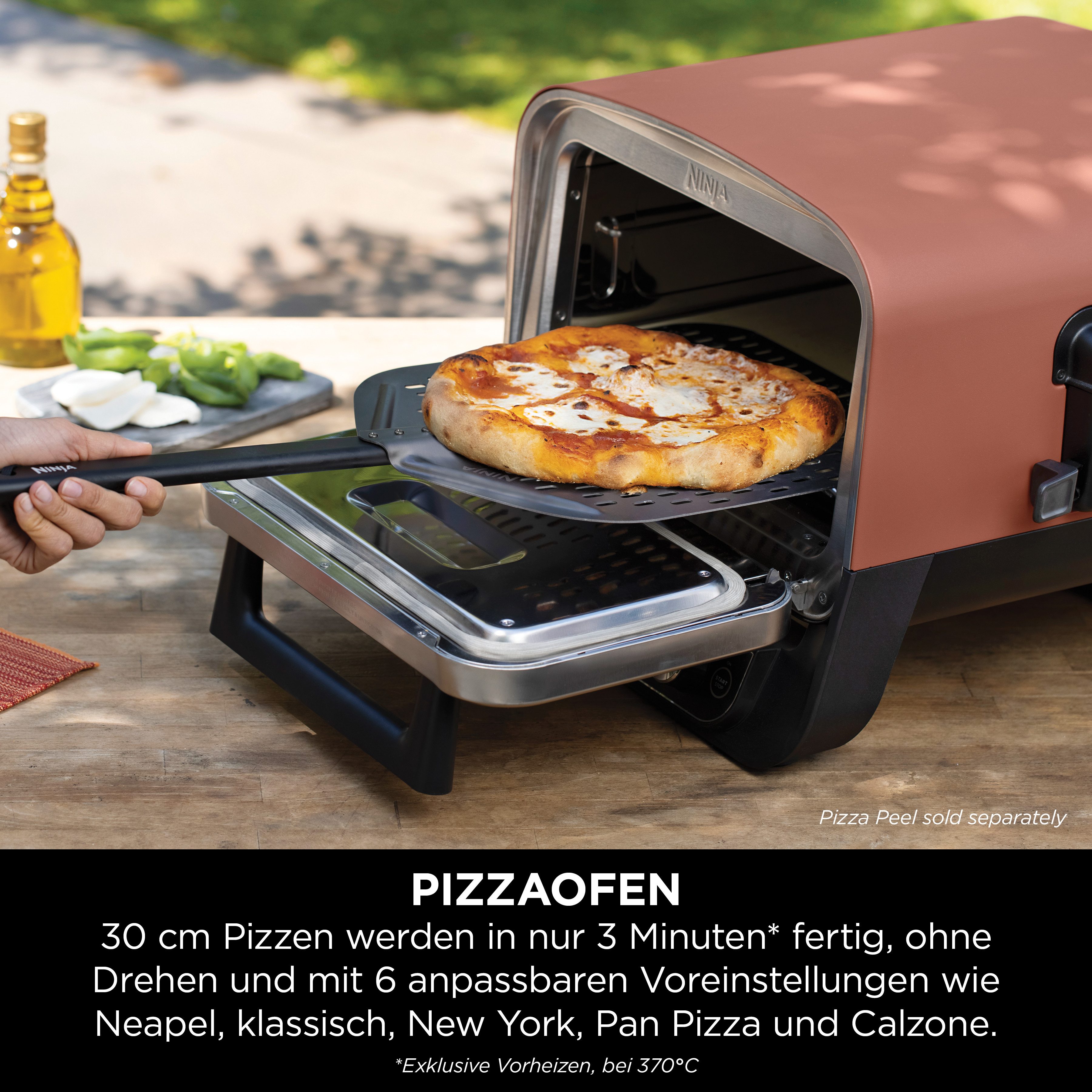 NINJA Multifunctionele oven OO101EU, Elektrische Outdoor pizzaoven en roker, 8-in-1: Pizza Bakken, Max Roast, grillen, bakken/roosteren, roken, drogen & warmhouden