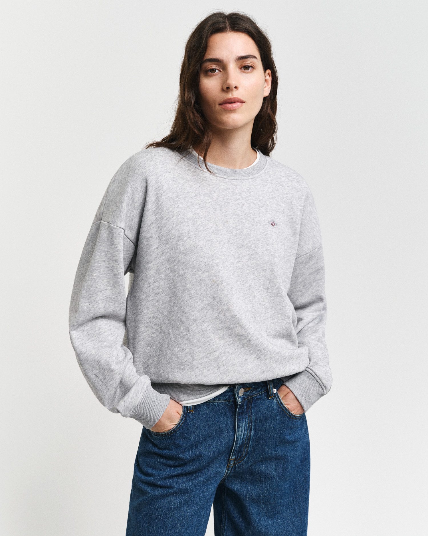 Gant Sweatshirt SHIELD C-NECK SWEAT Grafische -borduursel op de borst