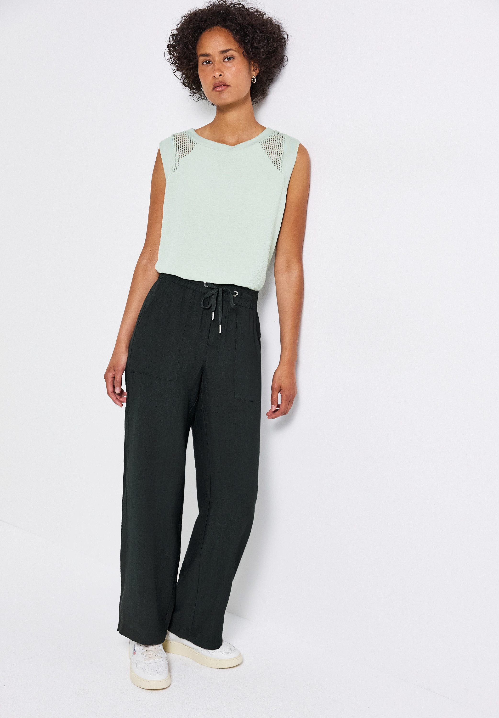 STREET ONE Stoffen broek wijdere pijp, met koord en elastische tailleband