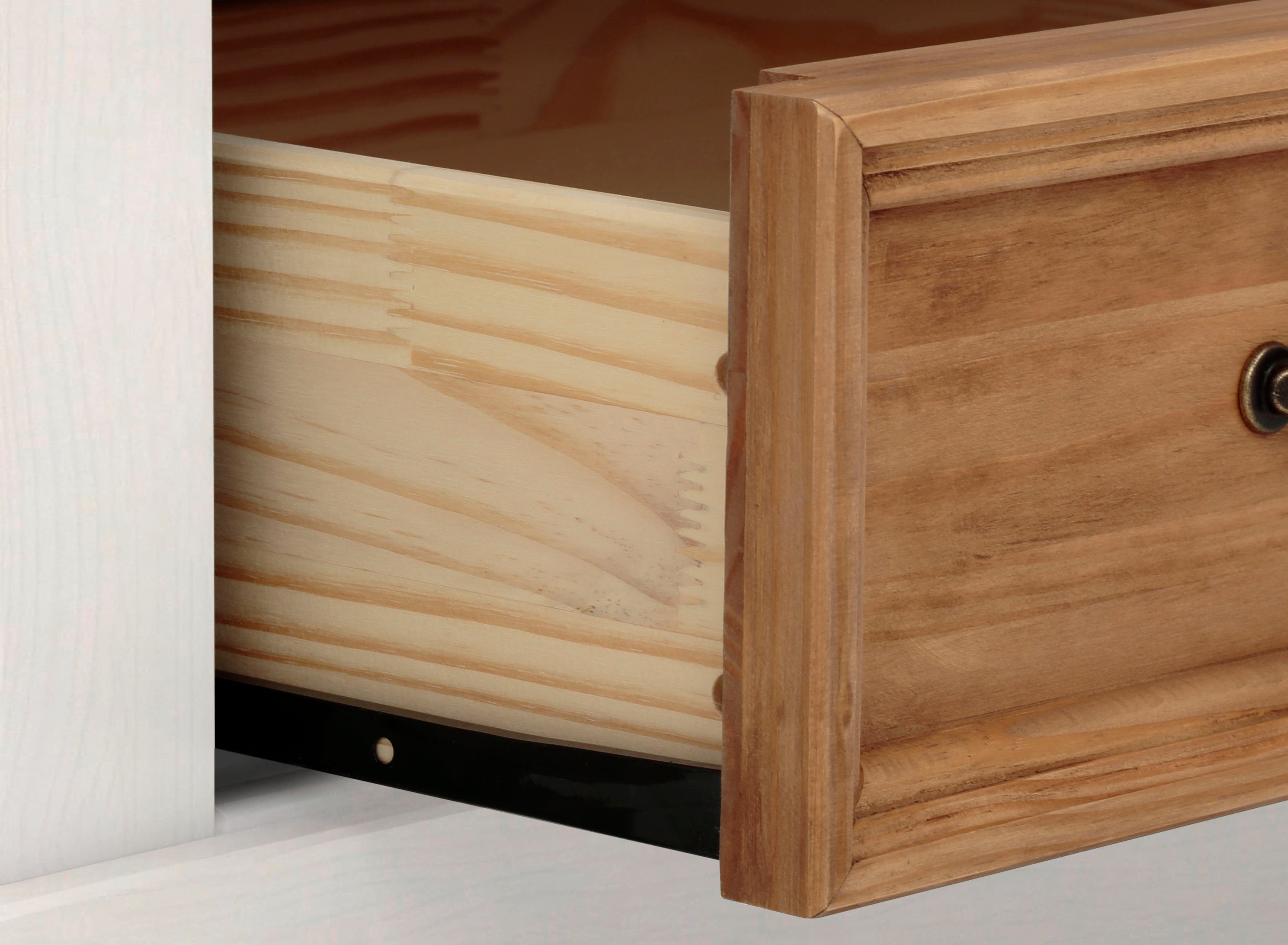 Home affaire Vitrinekast Selma Highboard gemaakt van massief grenen, met metalen handgrepen in een antieke look