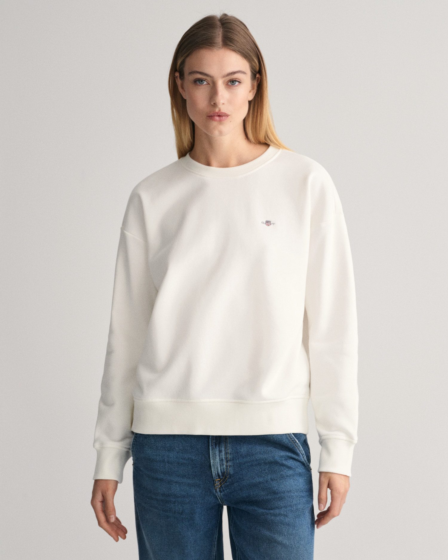 Gant Sweatshirt SHIELD C-NECK SWEAT Grafische GANT-borduursel op de borst dames truien & sweaters maat XXL wit