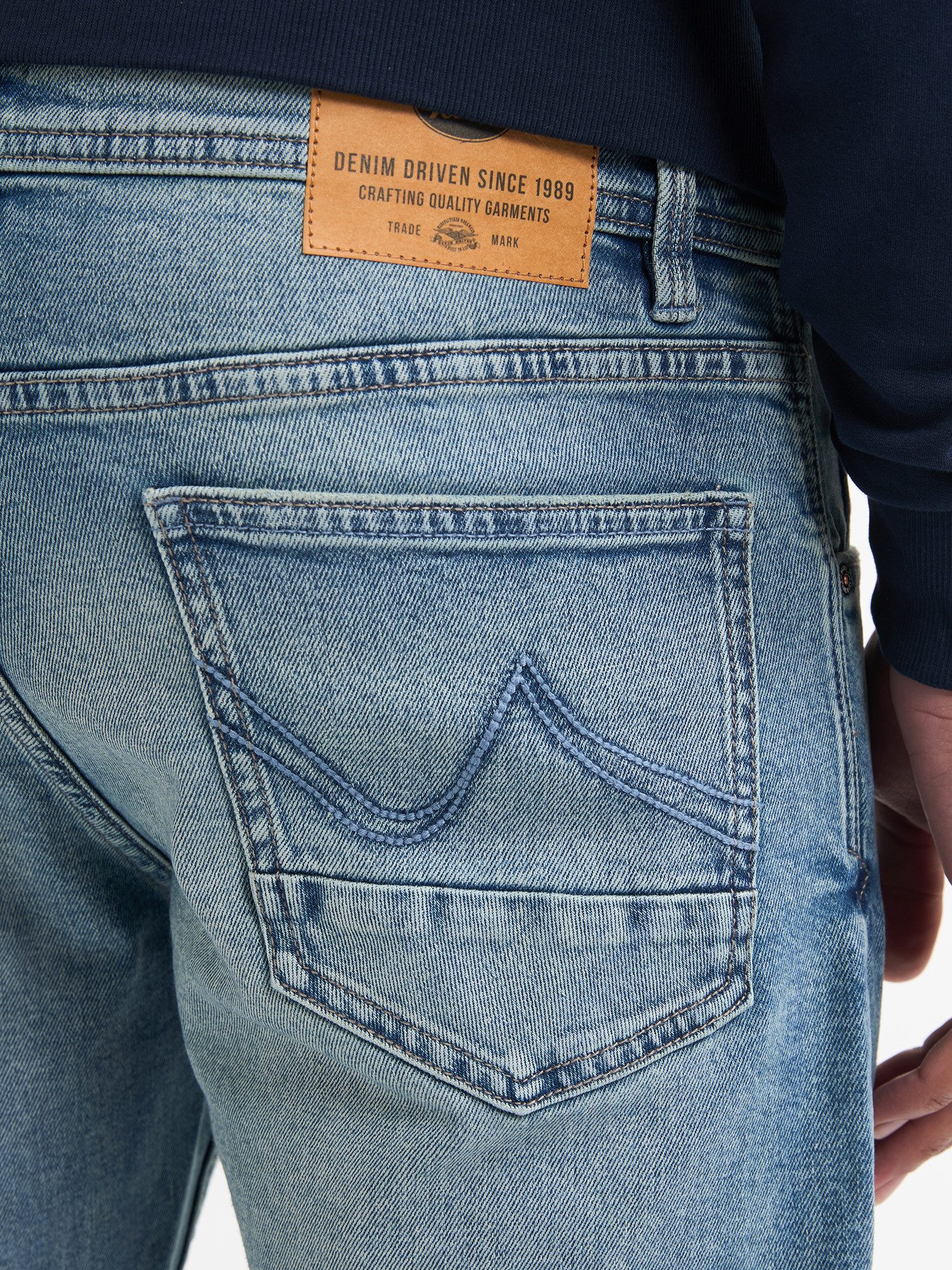Petrol Industries Straight jeans met optisch tweedelige achterzak