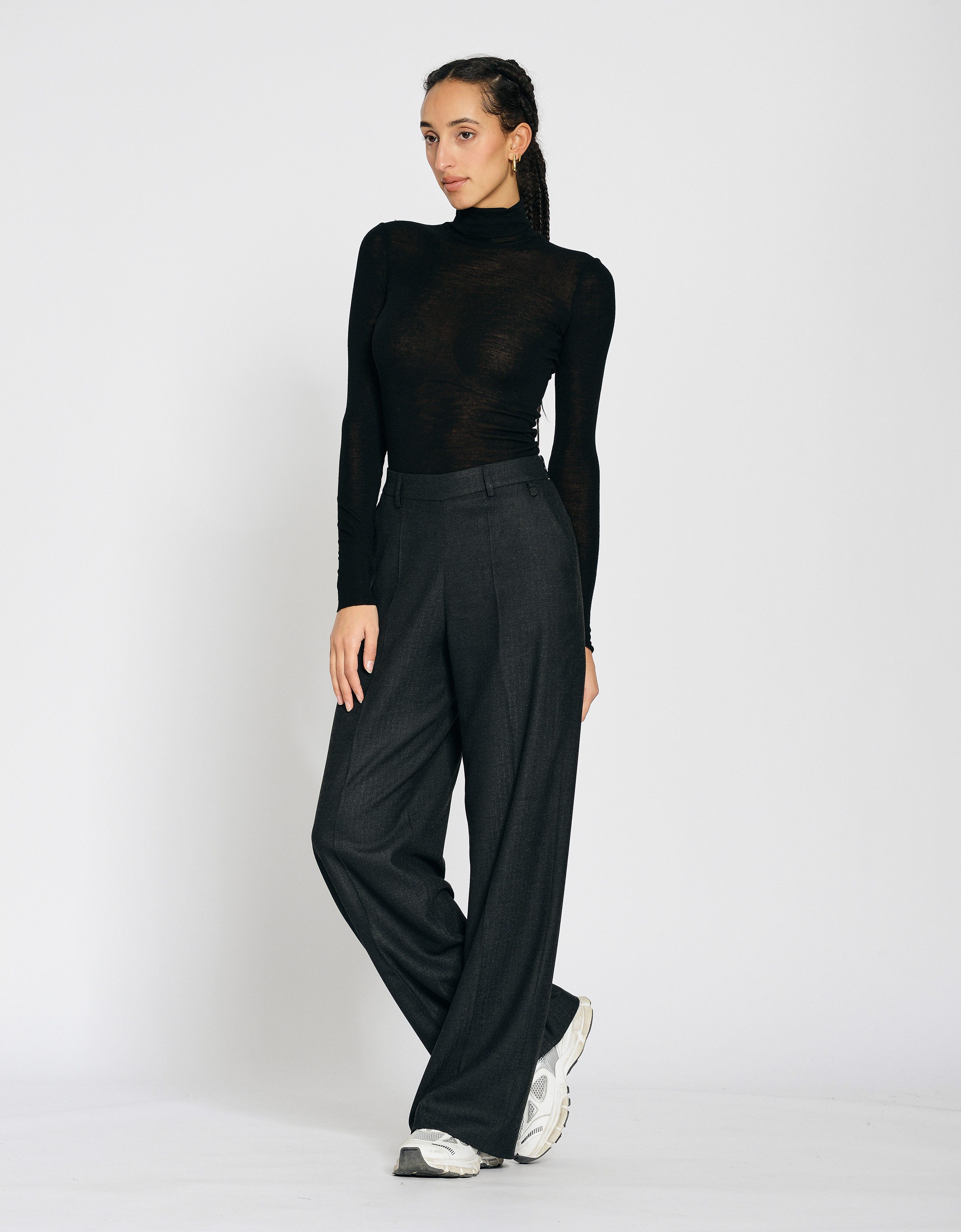 GANG Pantalon met vouw 94JOANA met een opschrift op de band