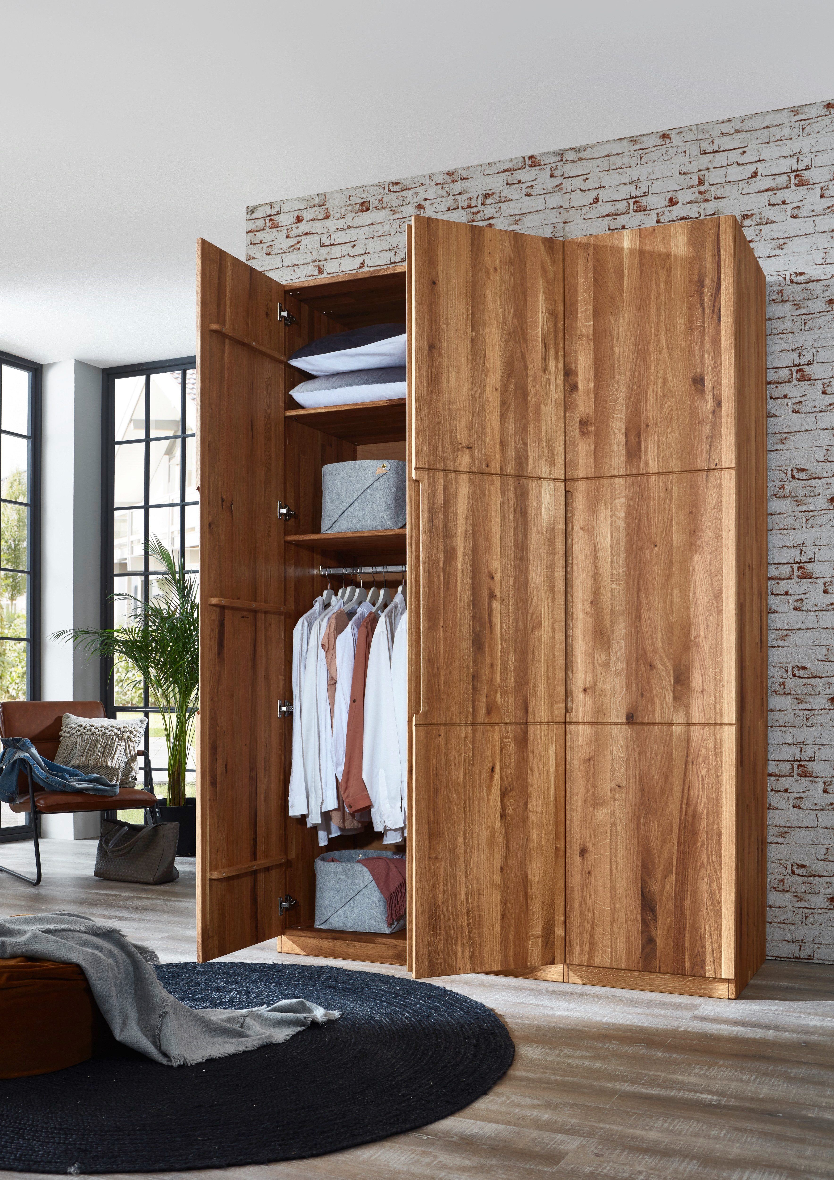 Home affaire Kledingkast Azelie, van wilde eik Massief houten kledingkast, in 50 cm raster planbaar