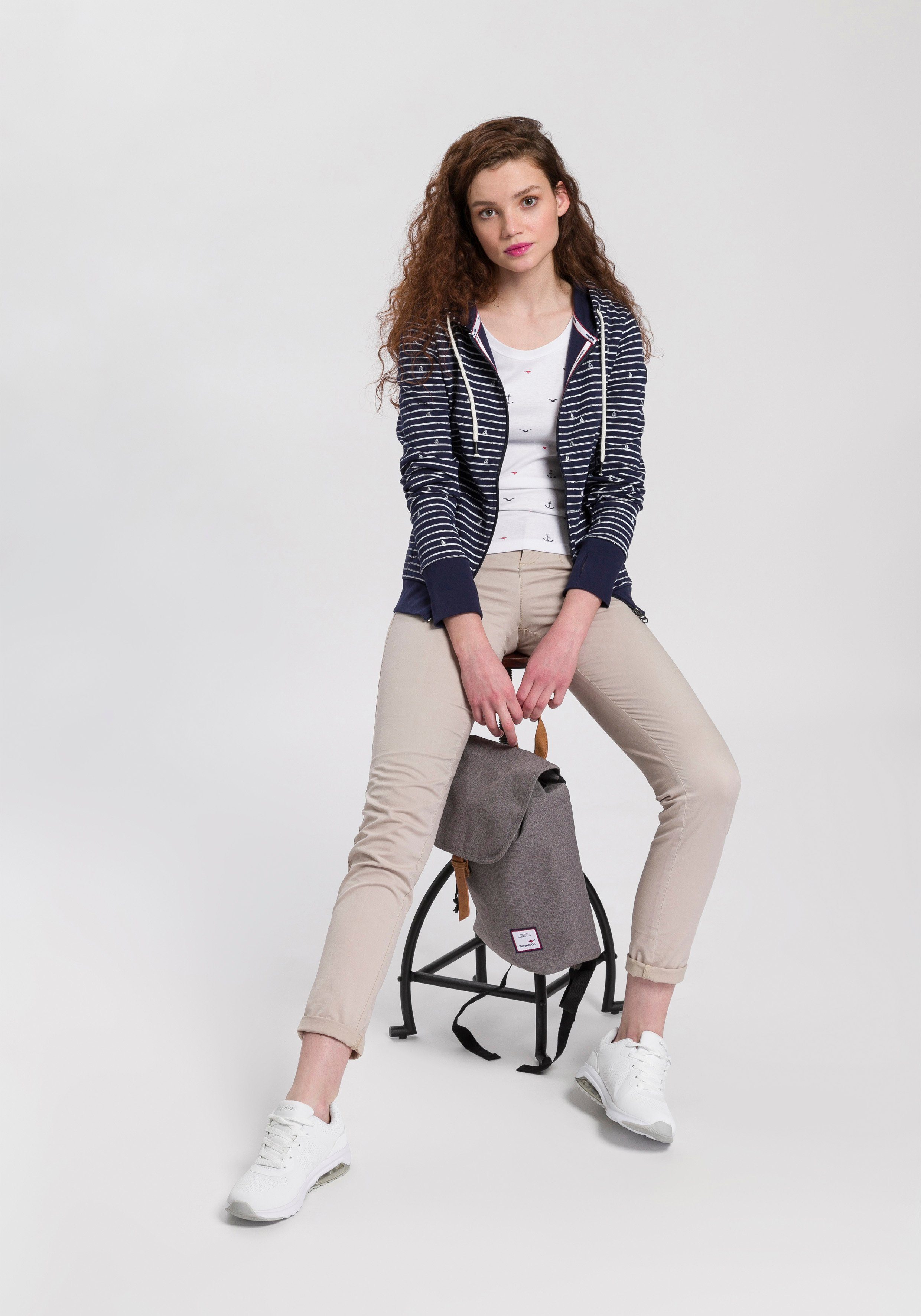 KangaROOS Capuchonsweatvest met maritieme print all-over van strepen en minimalistische schepen