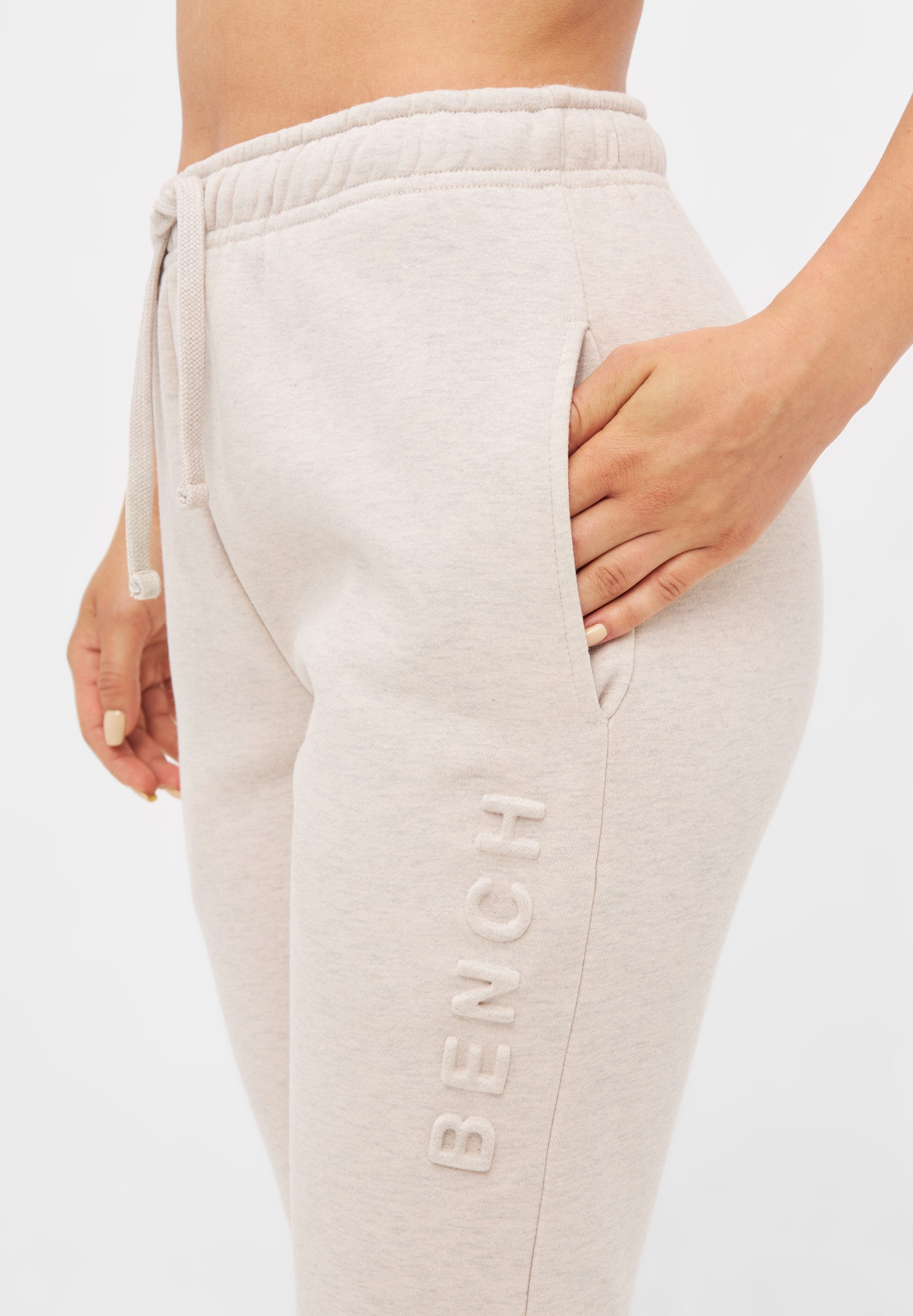 Bench. Sweatbroek Marianna
