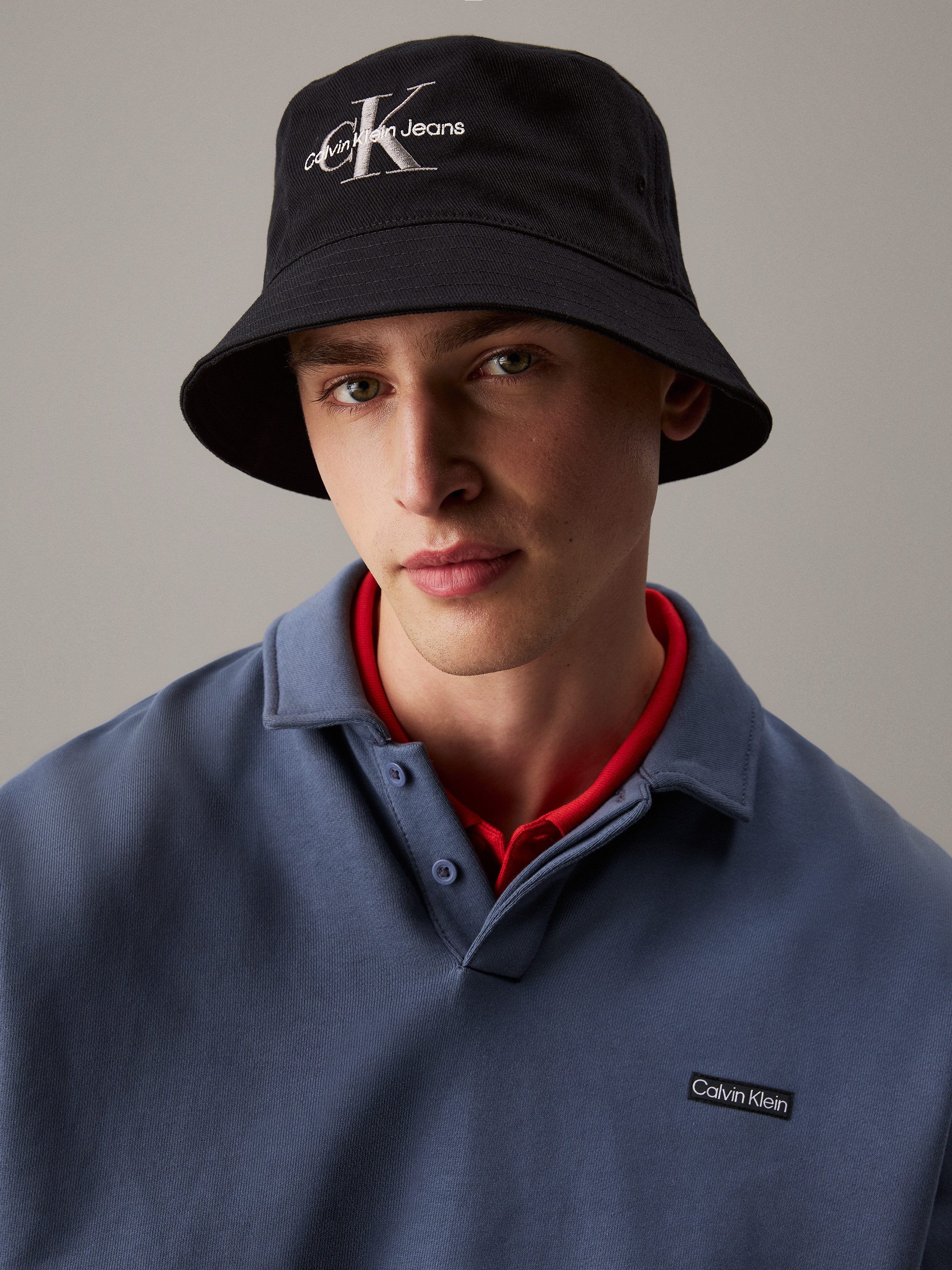 Calvin Klein Vissershoed MONOLOGO EMBROIDERY BUCKET HAT