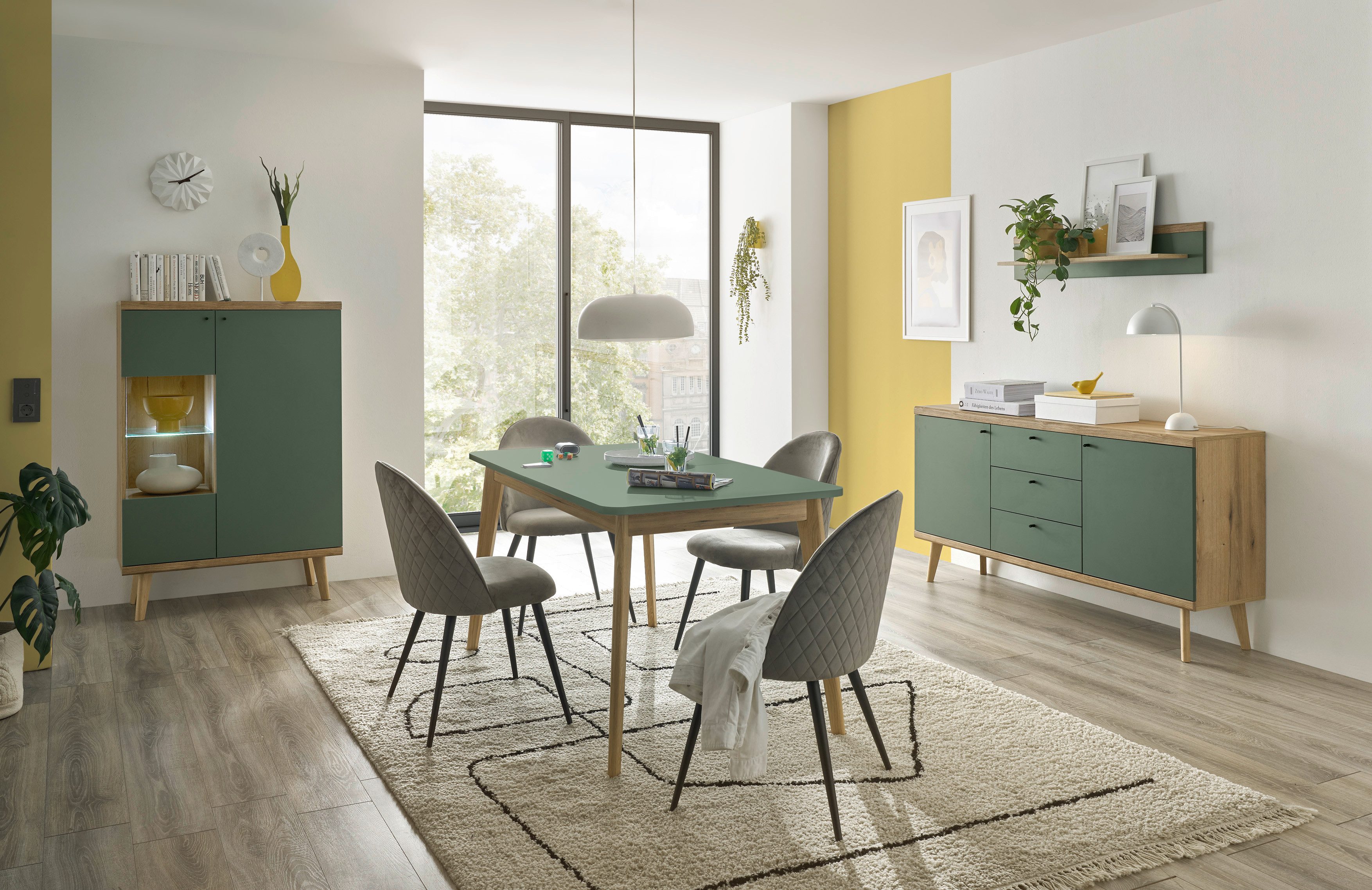 INOSIGN Vitrinekast MAVAS in moderne trendkleur, handgrepen van metaal (zwart), hoogte 134 cm