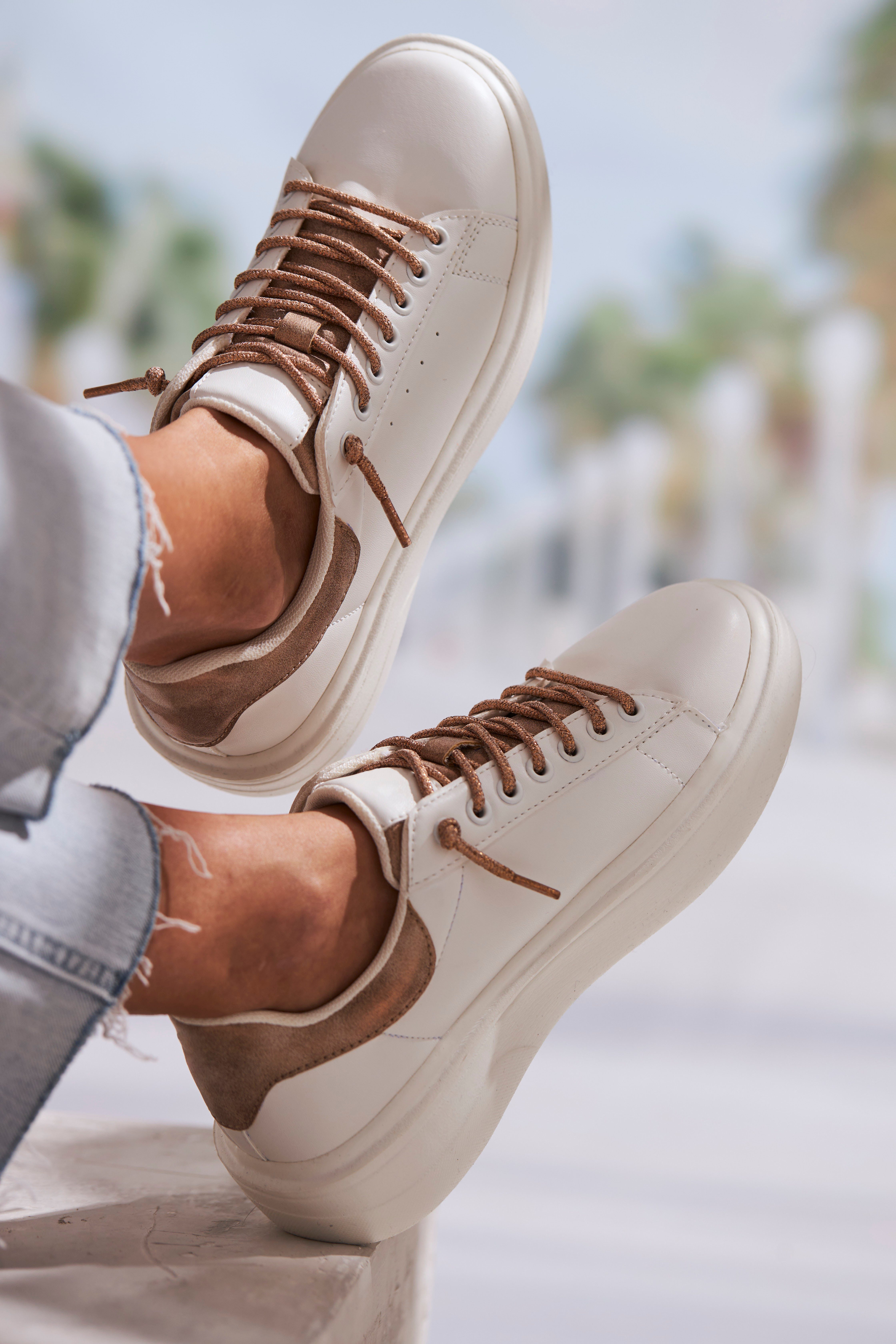Lascana Sneakers Slip-on sneakers Slip-On sneaker met metallic details, vrijetijdsschoenen VEGAN
