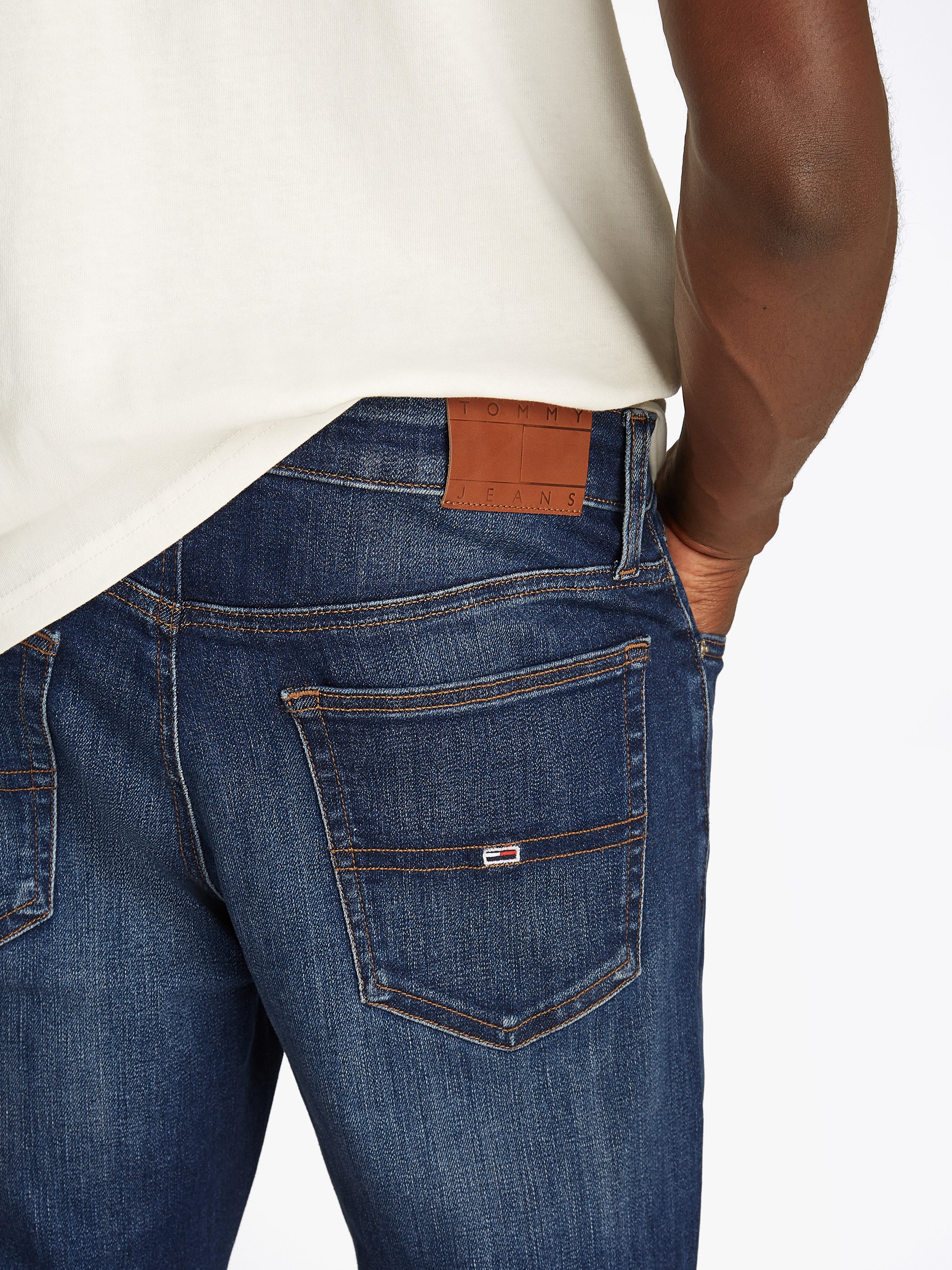 TOMMY JEANS Bootcut jeans in blauwe wassing