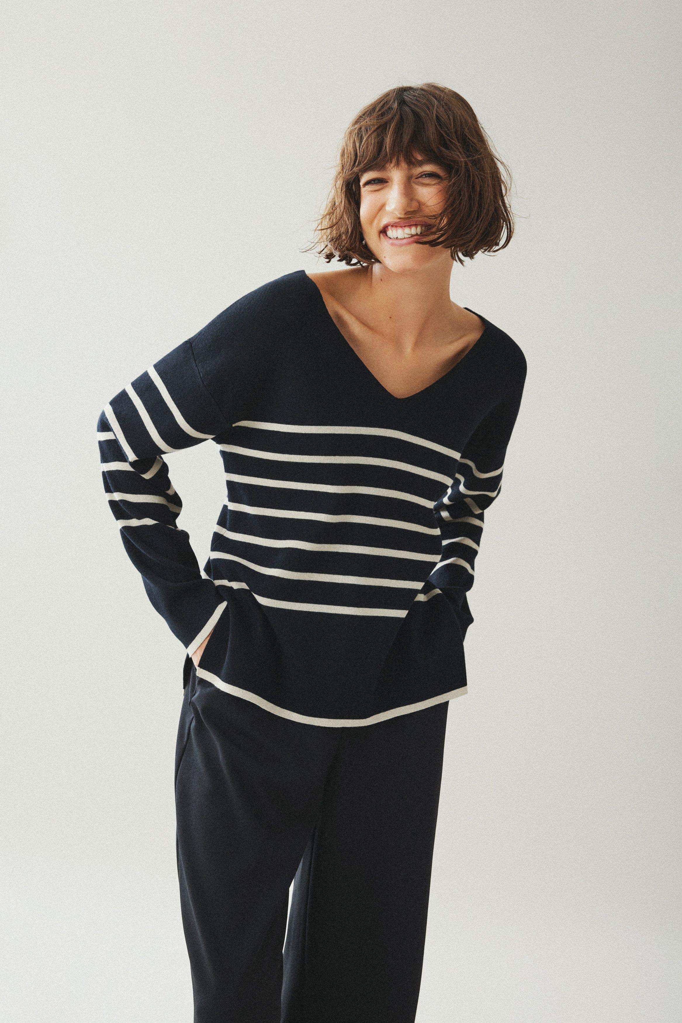 Vila Trui met V-hals VIOSTRIA V-NECK L S REV TOP-NOOS