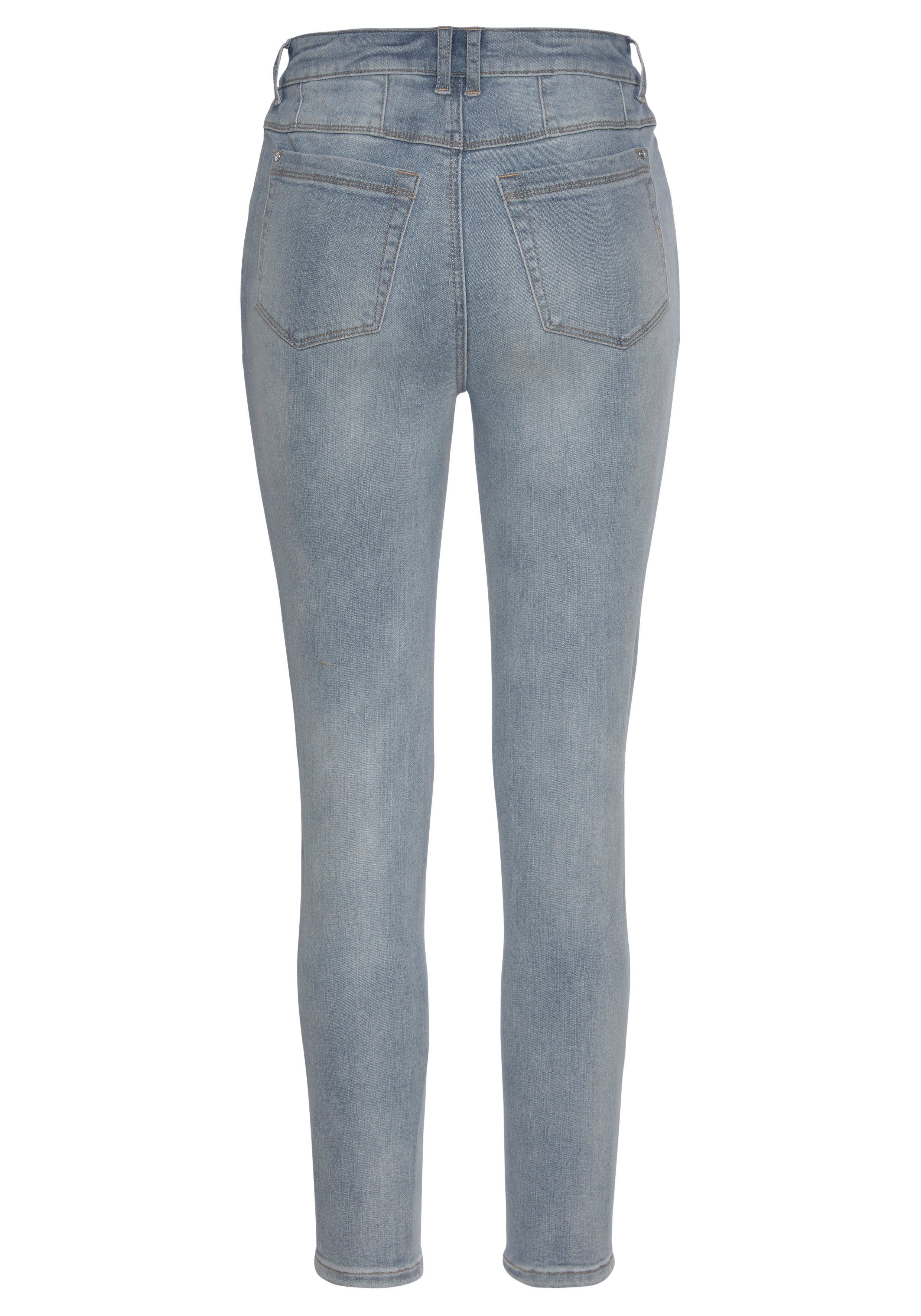 Lascana Skinny fit jeans met stretchpercentage, figuuraccentuerend