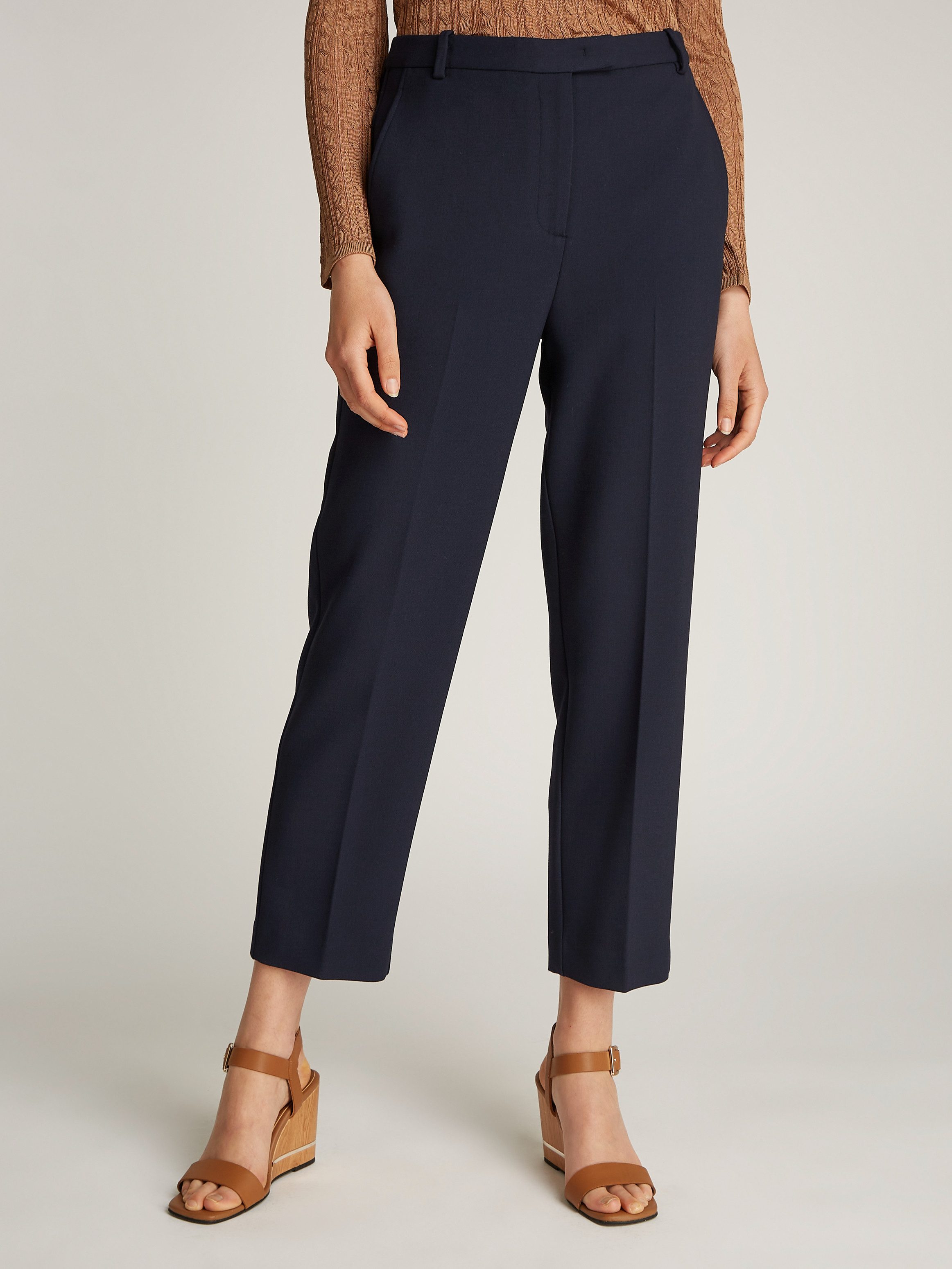 Tommy Hilfiger Geweven broek PUNTO SLIM STRAIGHT PANT met strijkvouwen, metalen label