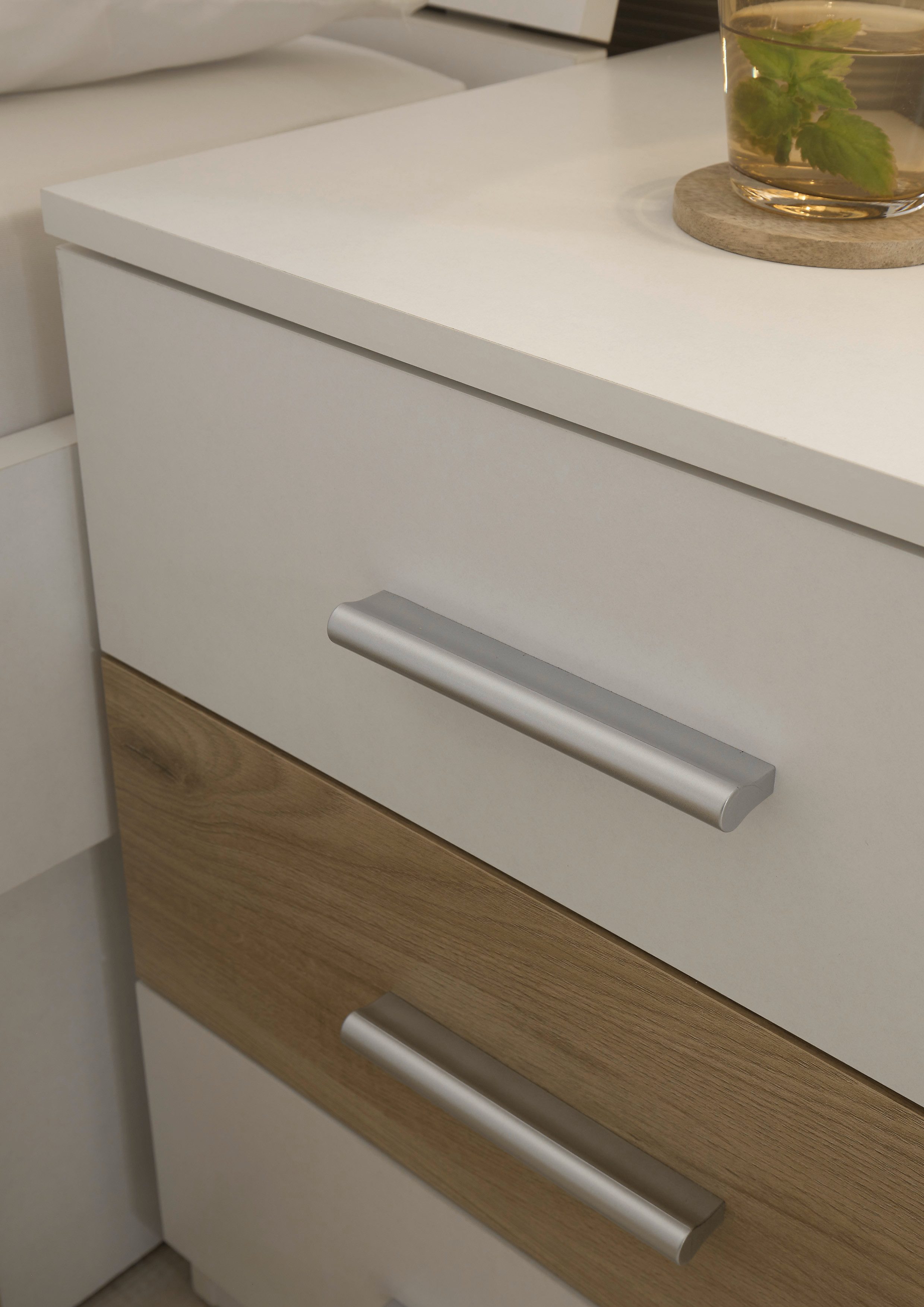 Schlafkontor Ledikant Kiara bed met 2 nachtkastjes inclusief verlichting in het hoofdeinde en 2 bedlades (set)